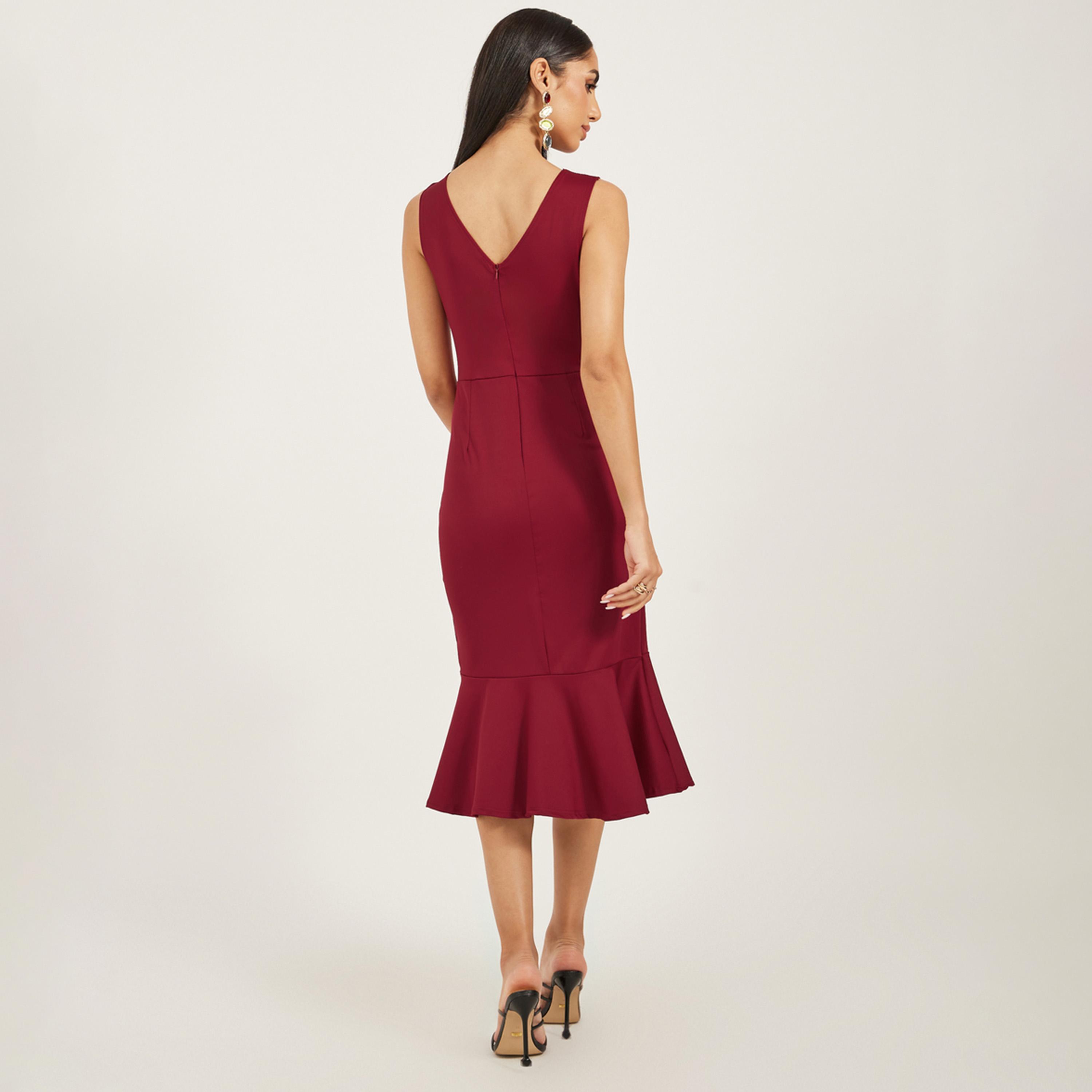 Styli Neck Cross Detail Solid Sleeveless Mermaid Midi Dress-women-clothing-dresses-image-5