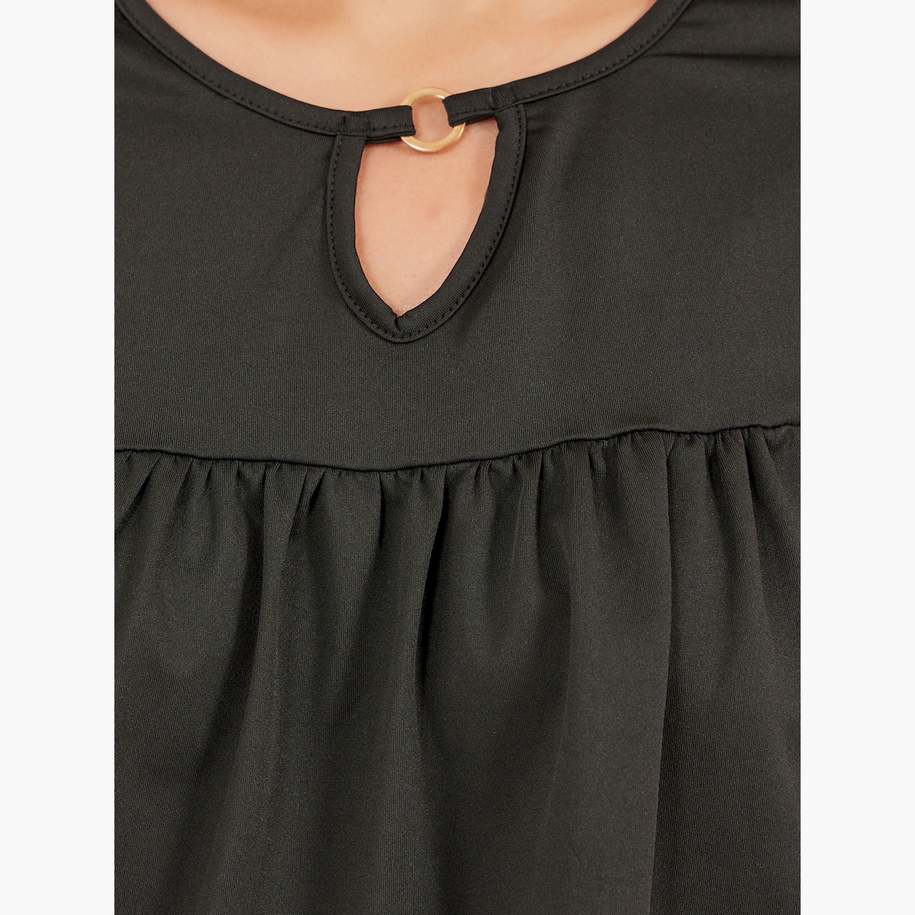 ستايلي - تي شيرت بأكمام قصيرة وكسرات وفتحة رقبة صغيرة-women-clothing-tshirts-image-4