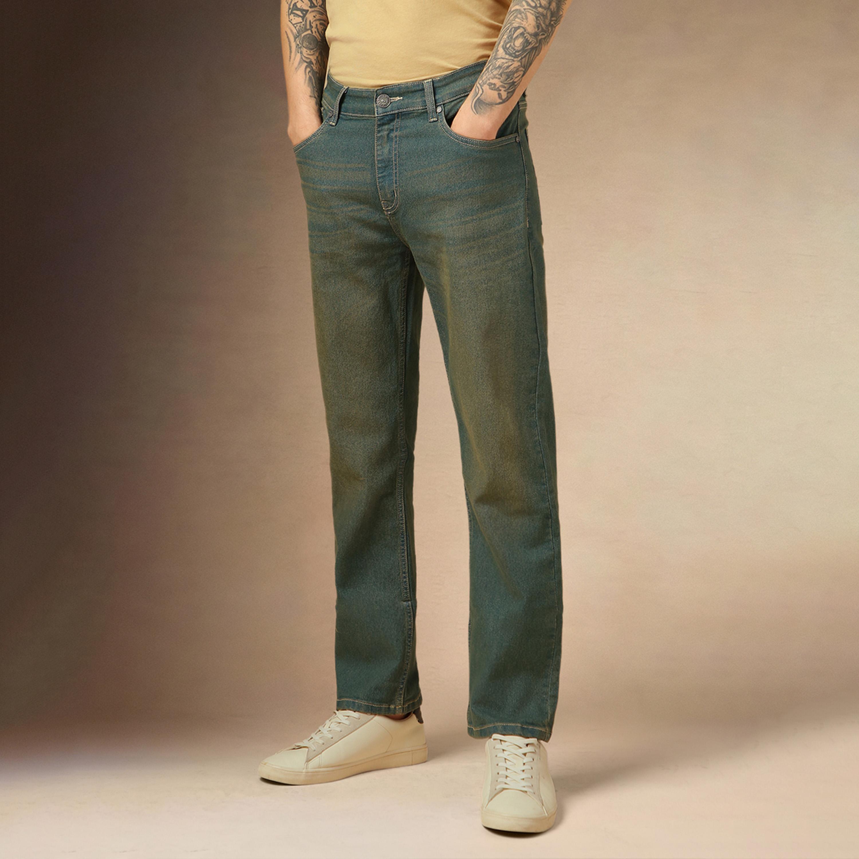 دينيس لينغو × ستايلي - بنطال جينز بخصر متوسط الارتفاع بقصّة مريحة وباهت-men-clothing-bottoms-jeans-image-2