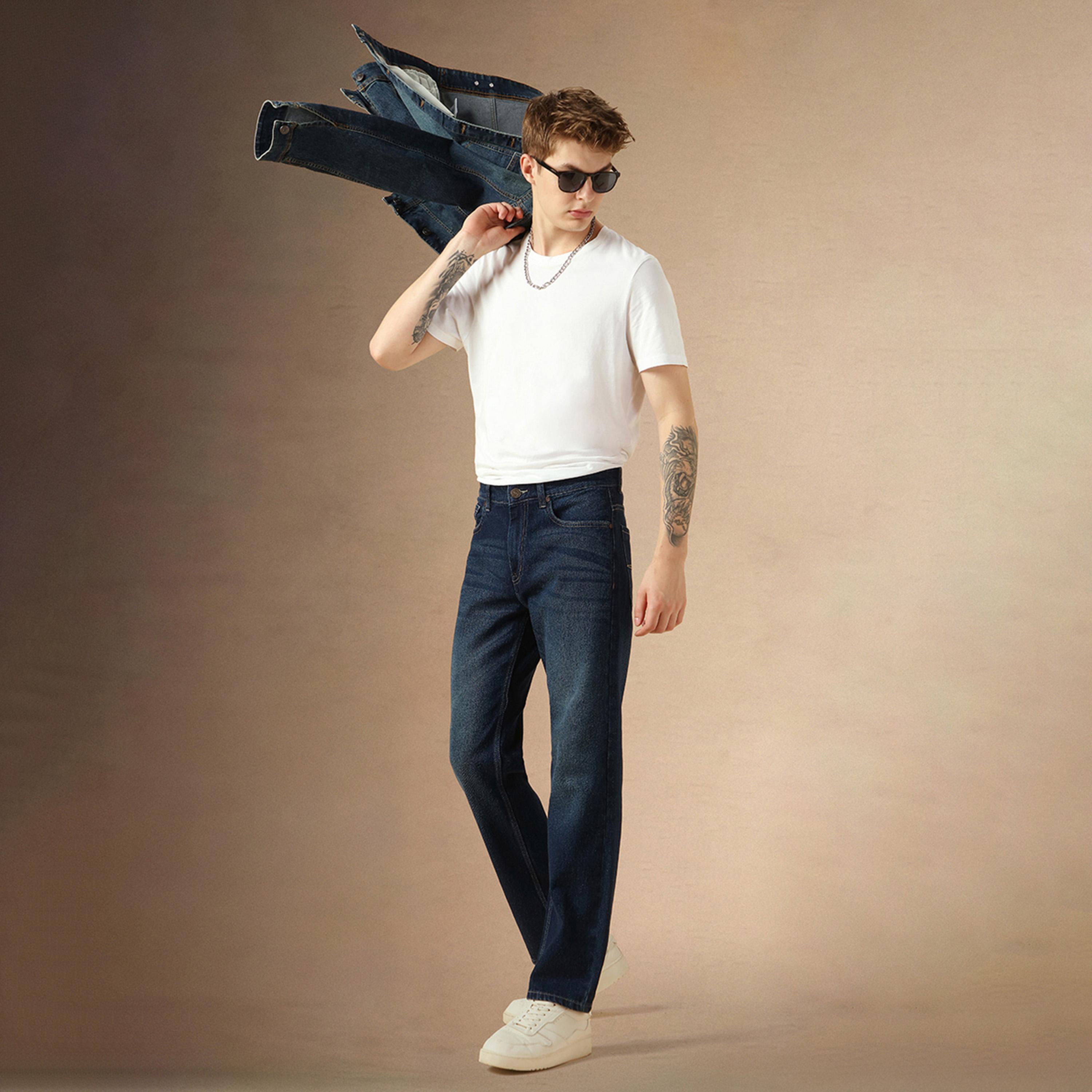 دينيس لينغو × ستايلي - بنطال جينز بخصر متوسط الارتفاع بقصّة مستقيمة وباهت-men-clothing-bottoms-jeans-image-5