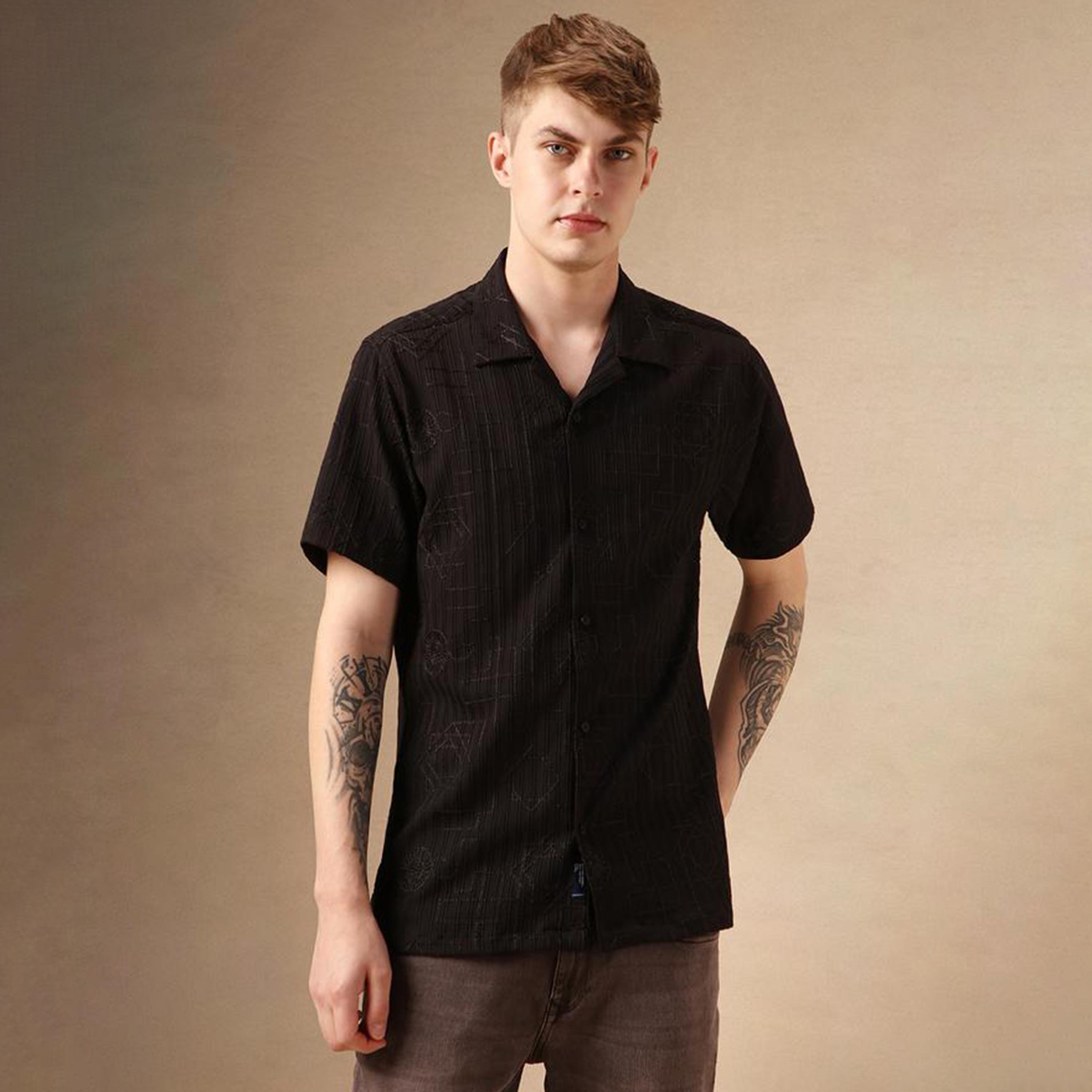 دينيس لينغو × ستايلي - قميص بياقة واسعة وقصة عادية-men-clothing-shirts-image-6