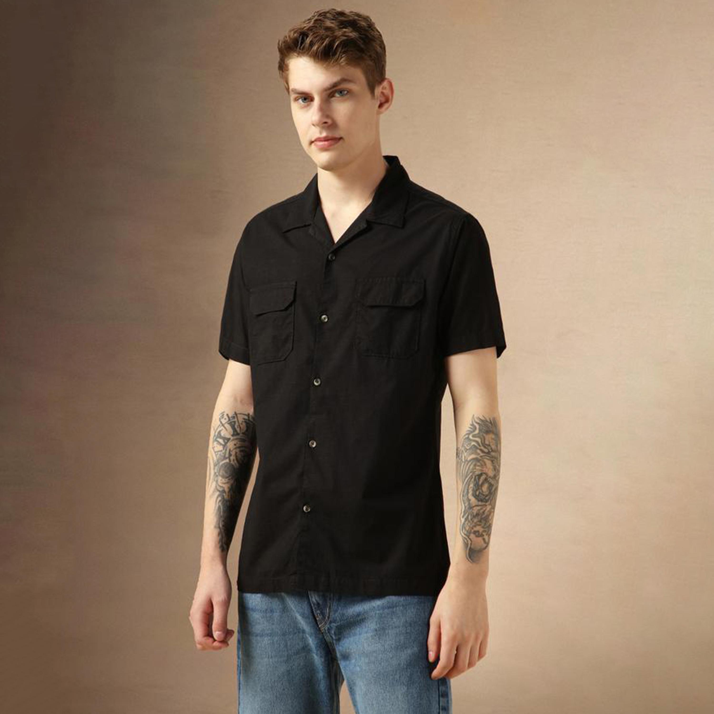Dennis Lingo X Styli Solid Relaxed Fit Spread Collar Shirt With Pocket-men-clothing-shirts-image-2