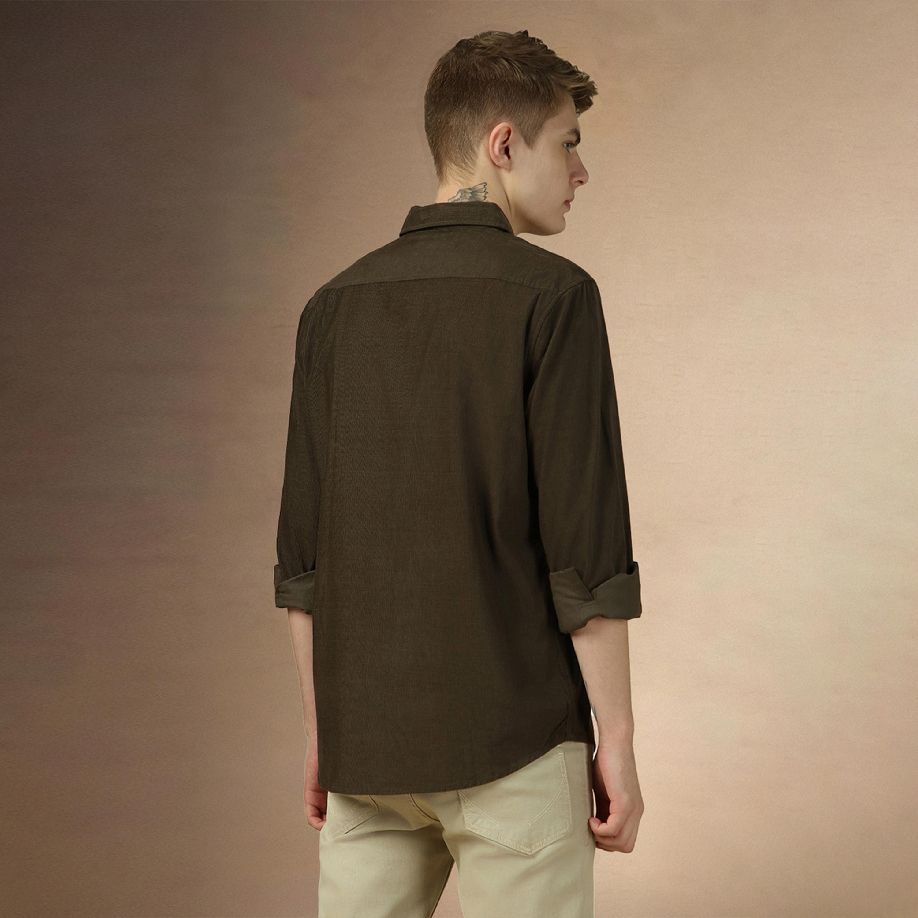 Dennis Lingo X Styli Solid Relaxed Fit Spread Collar Shirt With Pocket-men-clothing-shirts-image-3