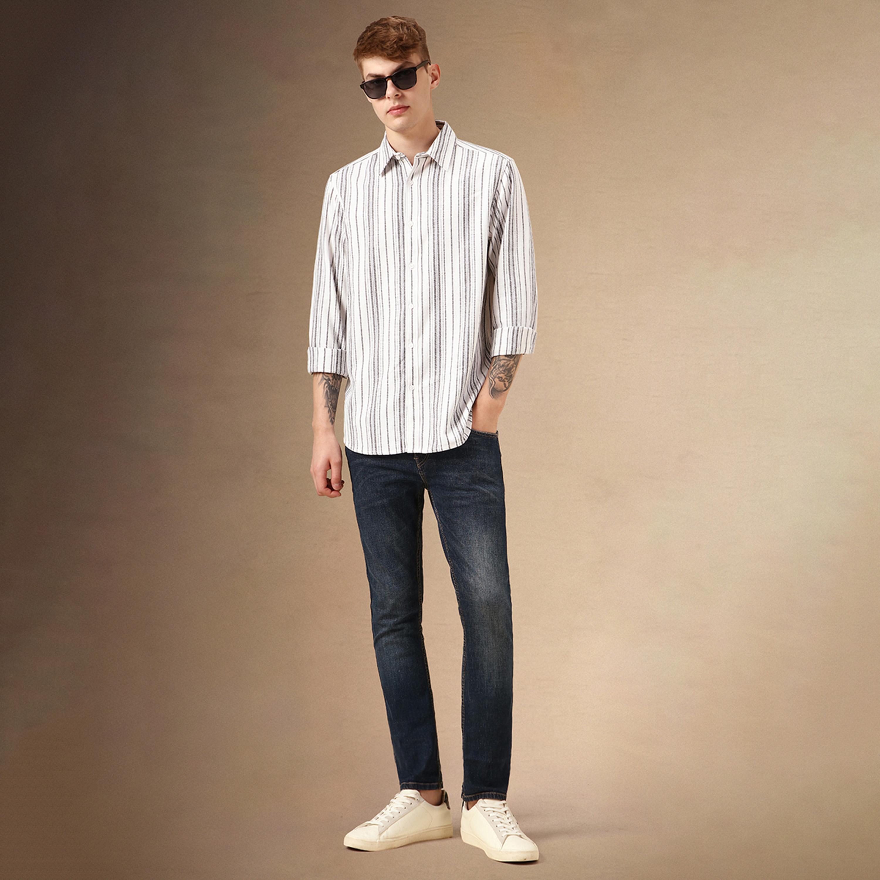 Dennis Lingo X Styli Striped Relaxed Fit Spread Collar Curved Hem Shirt-men-clothing-shirts-image-5