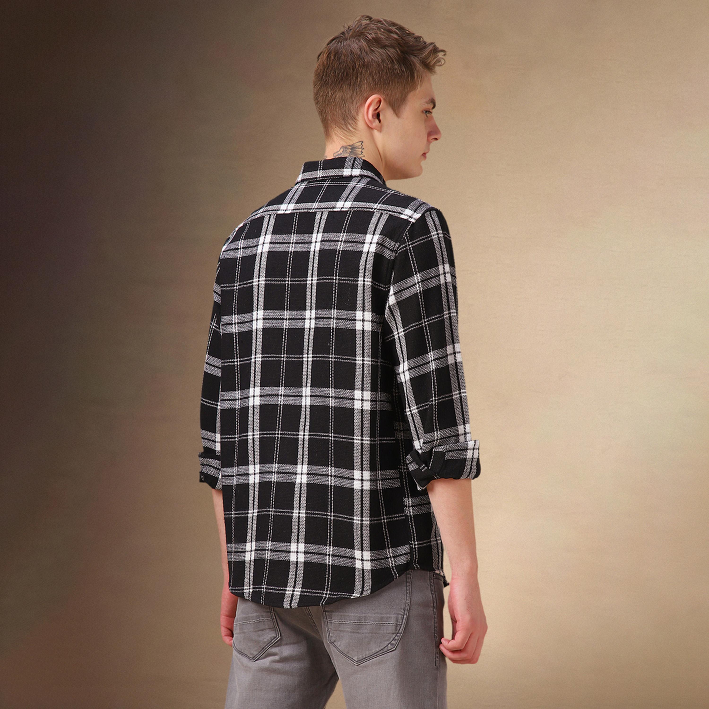 Dennis Lingo X Styli Checked Relaxed Fit Spread Collar Curved Hem Shirt-men-clothing-shirts-image-3