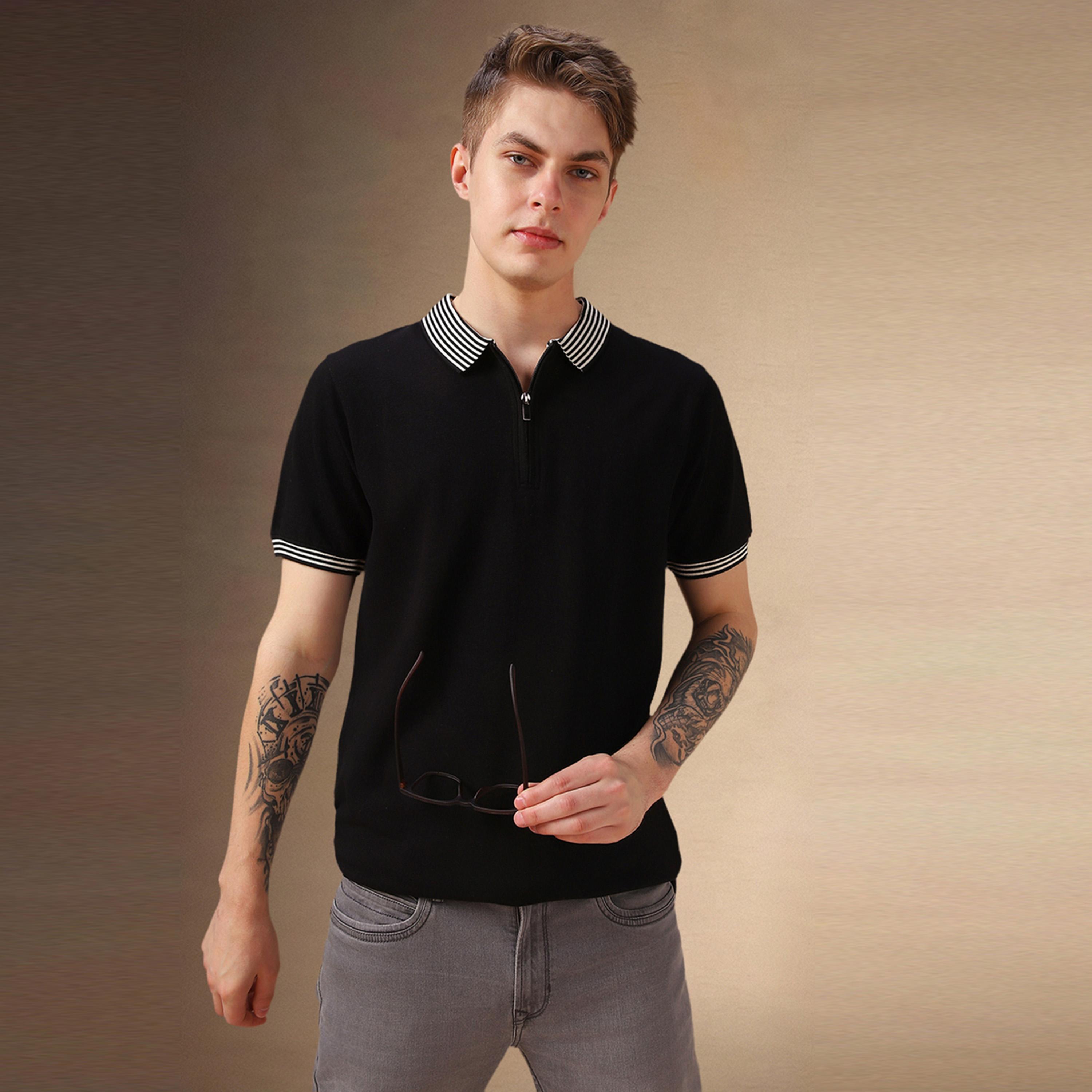 دينيس لينغو × ستايلي - تي شيرت بولو بقصّة عادية مع تفاصيل سحاب-men-clothing-tshirtsandpolos-tshirts-image-1
