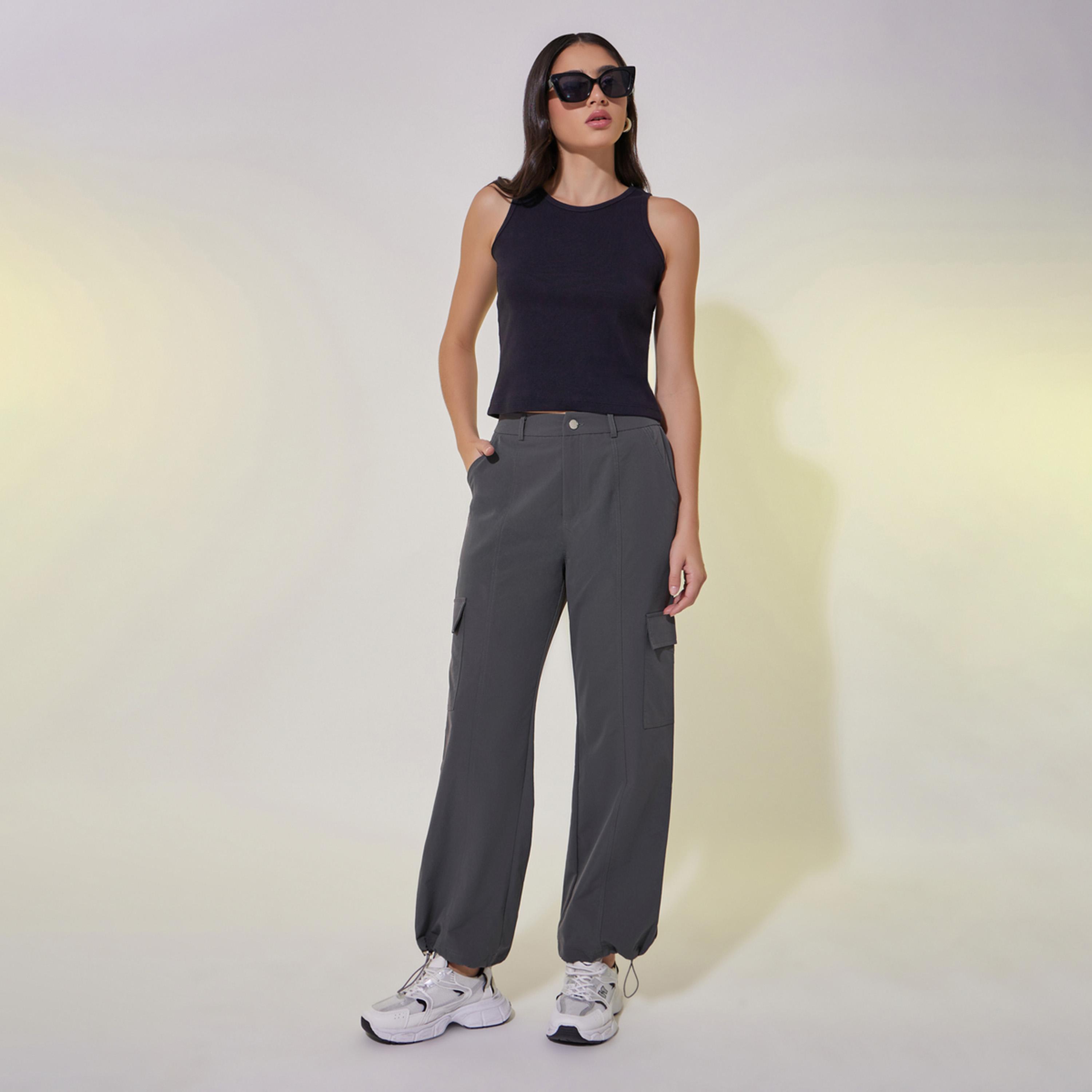 ستايلي - بنطال كارجو سادة بقصة مستقيمة وحاشية برباط-women-clothing-bottoms-trousers-image-4
