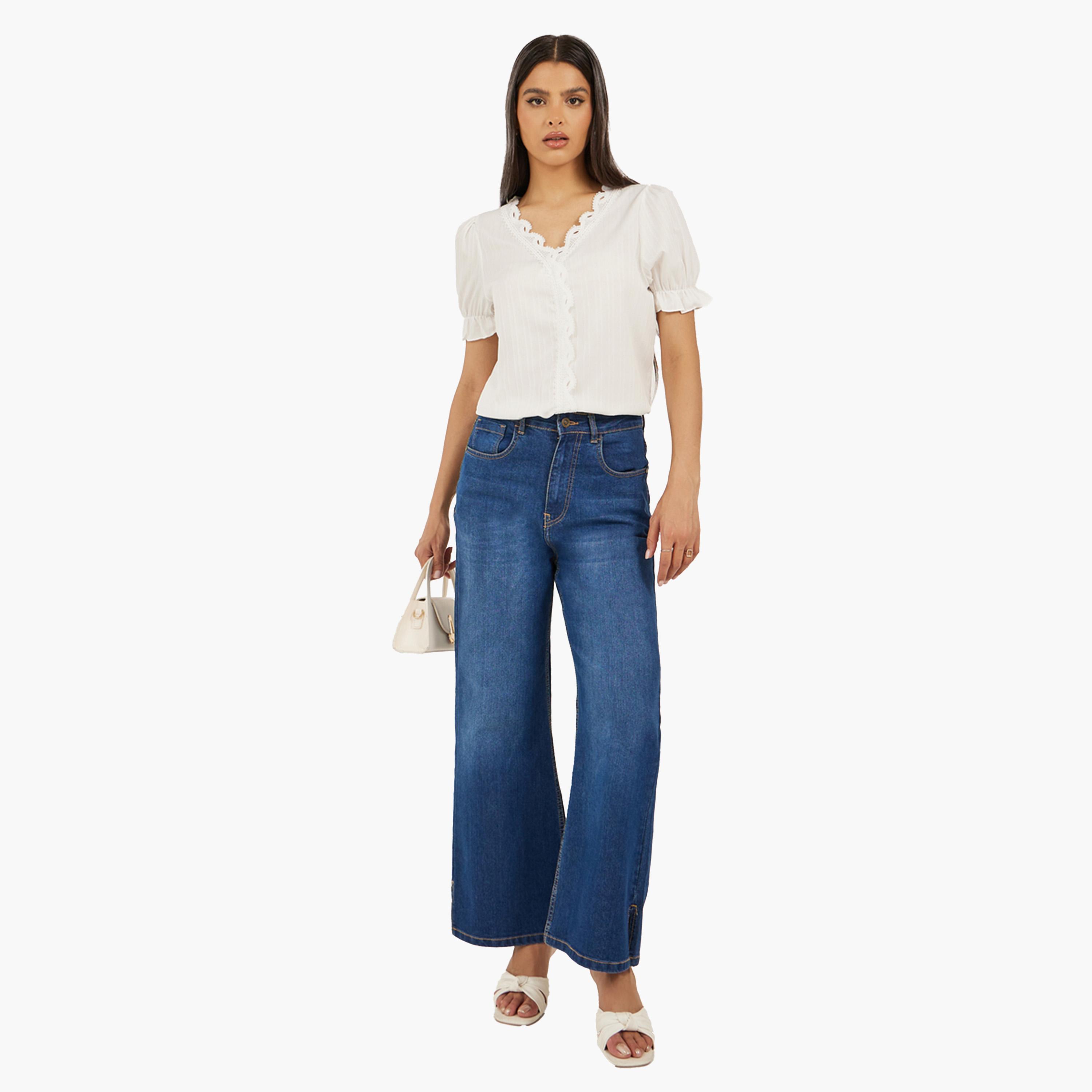 ستايلي - بلوزة بيضاء سادة مزينة بالدانتيل-women-clothing-shirtsandblouses-blouses-image-3