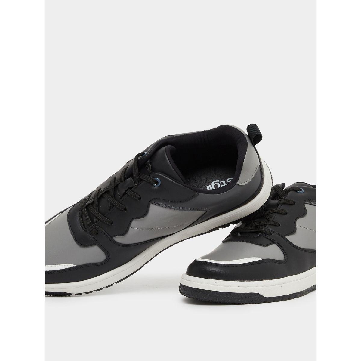 حذاء سنيكرز بنمط كتل الالوان ورباط غلق-men-shoes-sneakers-image-3