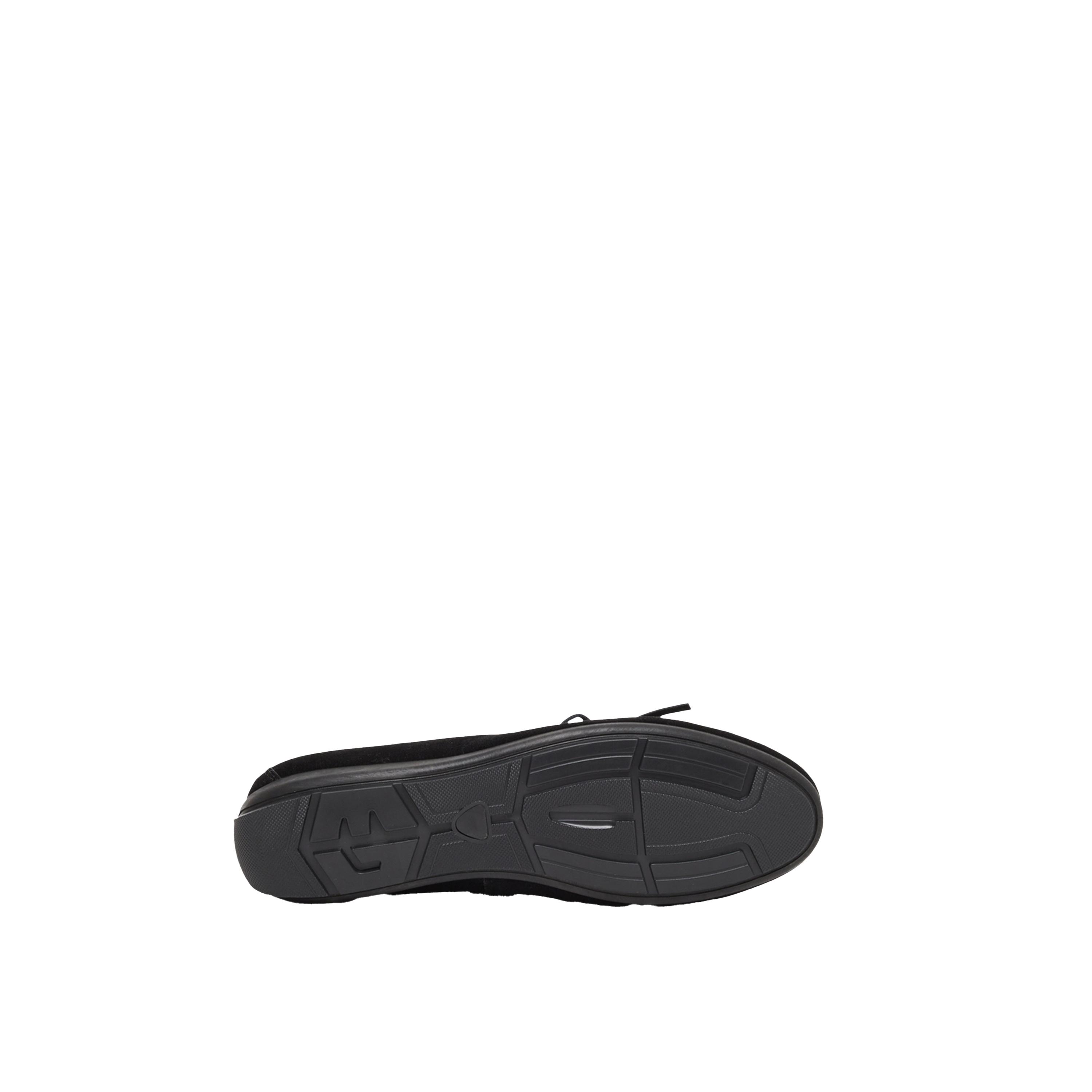 ستايلي -  حذاء سهل الارتداء بنقشة فيونكة-men-shoes-loafersandmoccasins-image-6