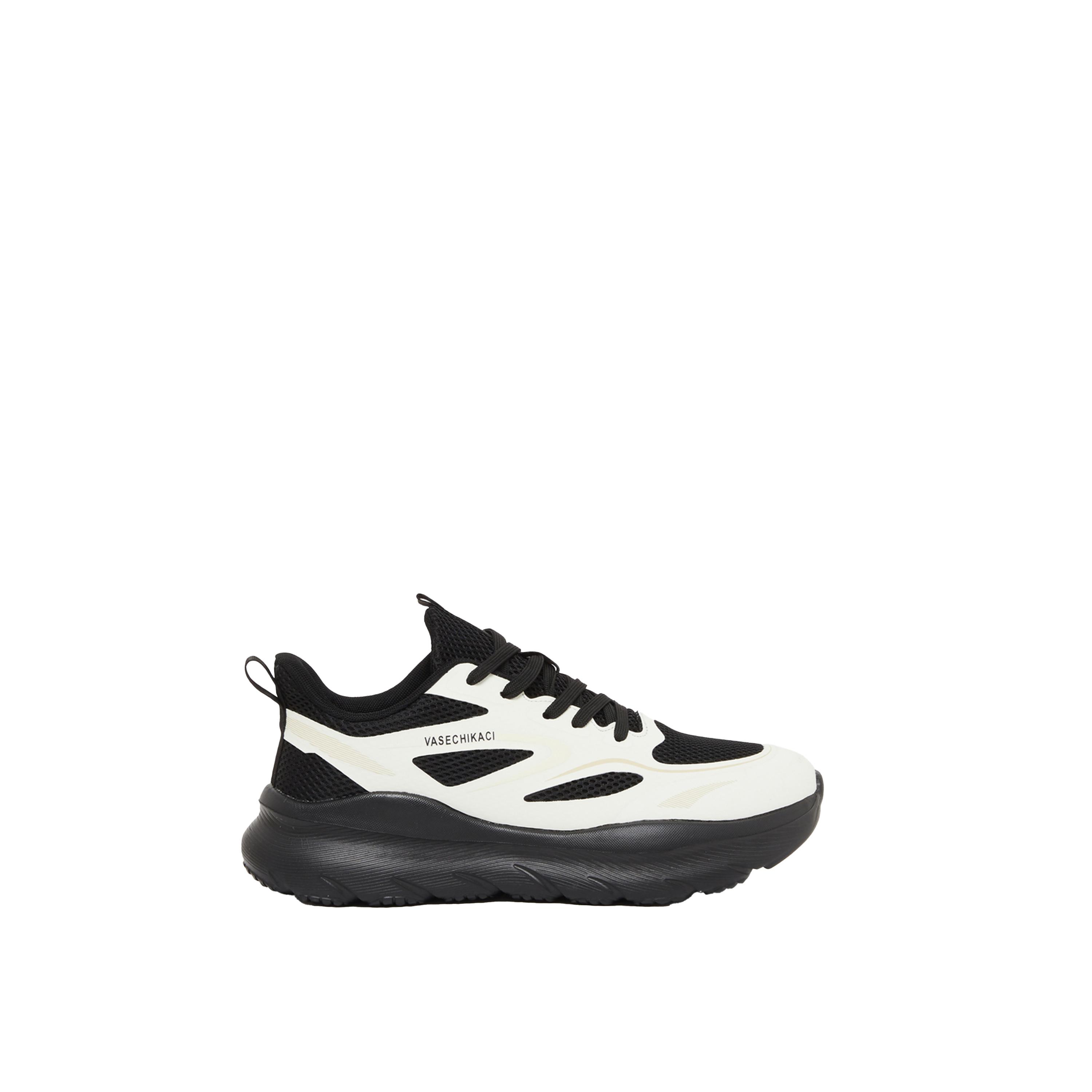 ستايلي - حذاء رياضي نويل بنعل سميك وألوان متباينة ورباط-men-shoes-sneakers-image-1
