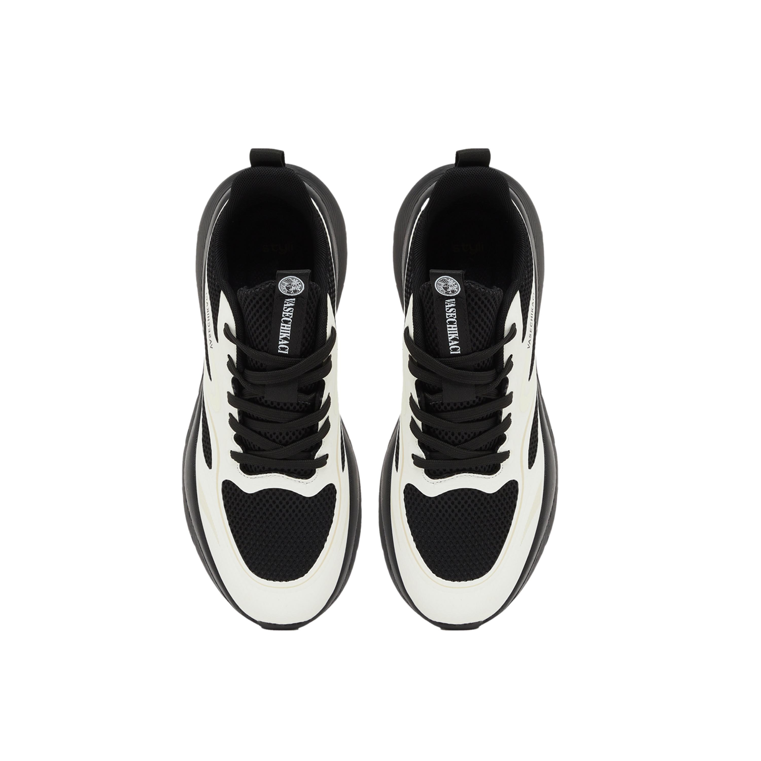 ستايلي - حذاء رياضي نويل بنعل سميك وألوان متباينة ورباط-men-shoes-sneakers-image-5