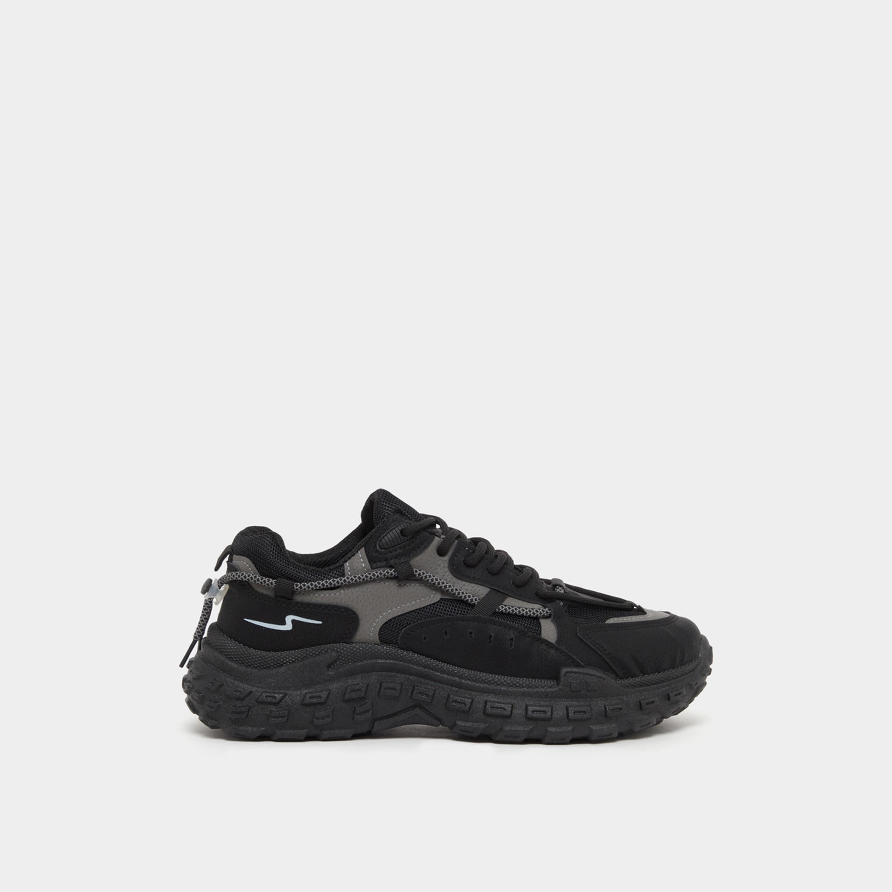 ستايلي - حذاء رياضي بتصميم تجريدي من الدانتيل ونعل سميك ورباط-men-shoes-sneakers-image-1