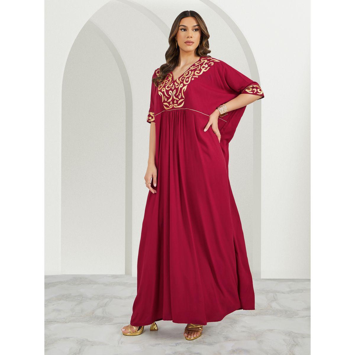 جلابية بتفاصيل مُطرّزة وأكمام خفاش ماكسيم كرييشن × ستايلي-women-arabicclothing-jalabiyas-image-1