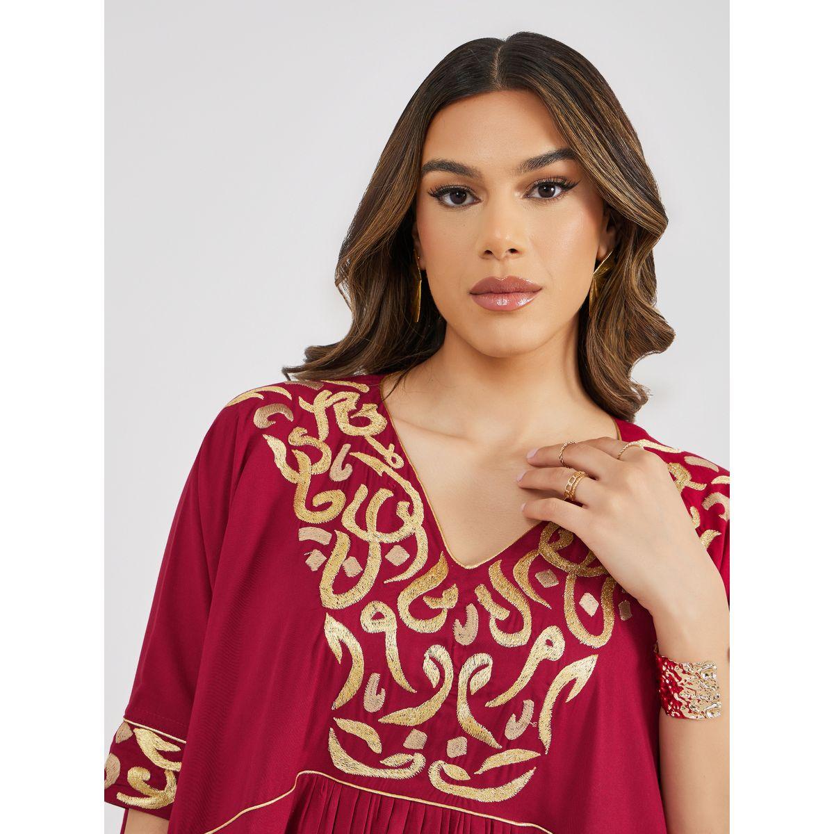 جلابية بتفاصيل مُطرّزة وأكمام خفاش ماكسيم كرييشن × ستايلي-women-arabicclothing-jalabiyas-image-3