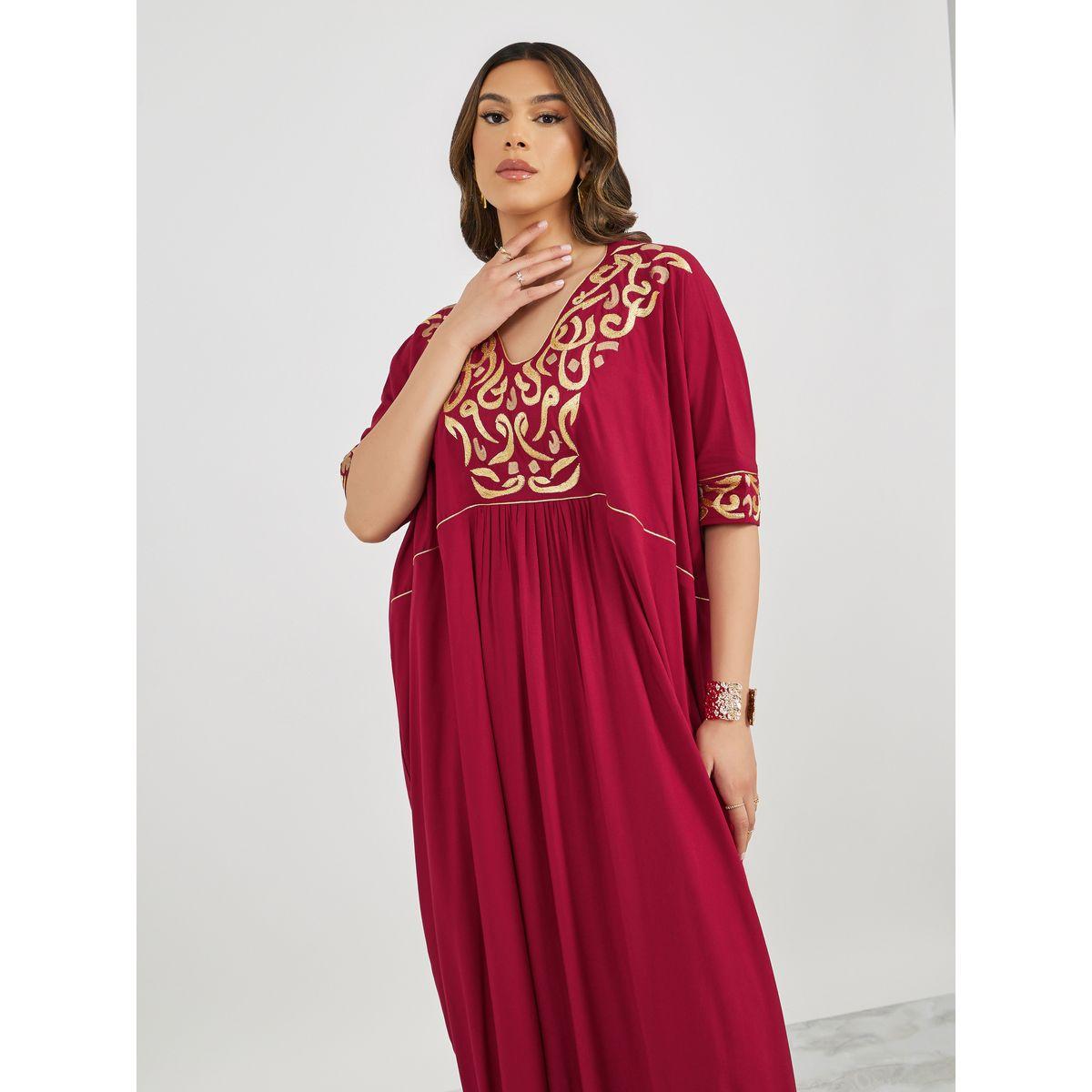 جلابية بتفاصيل مُطرّزة وأكمام خفاش ماكسيم كرييشن × ستايلي-women-arabicclothing-jalabiyas-image-4