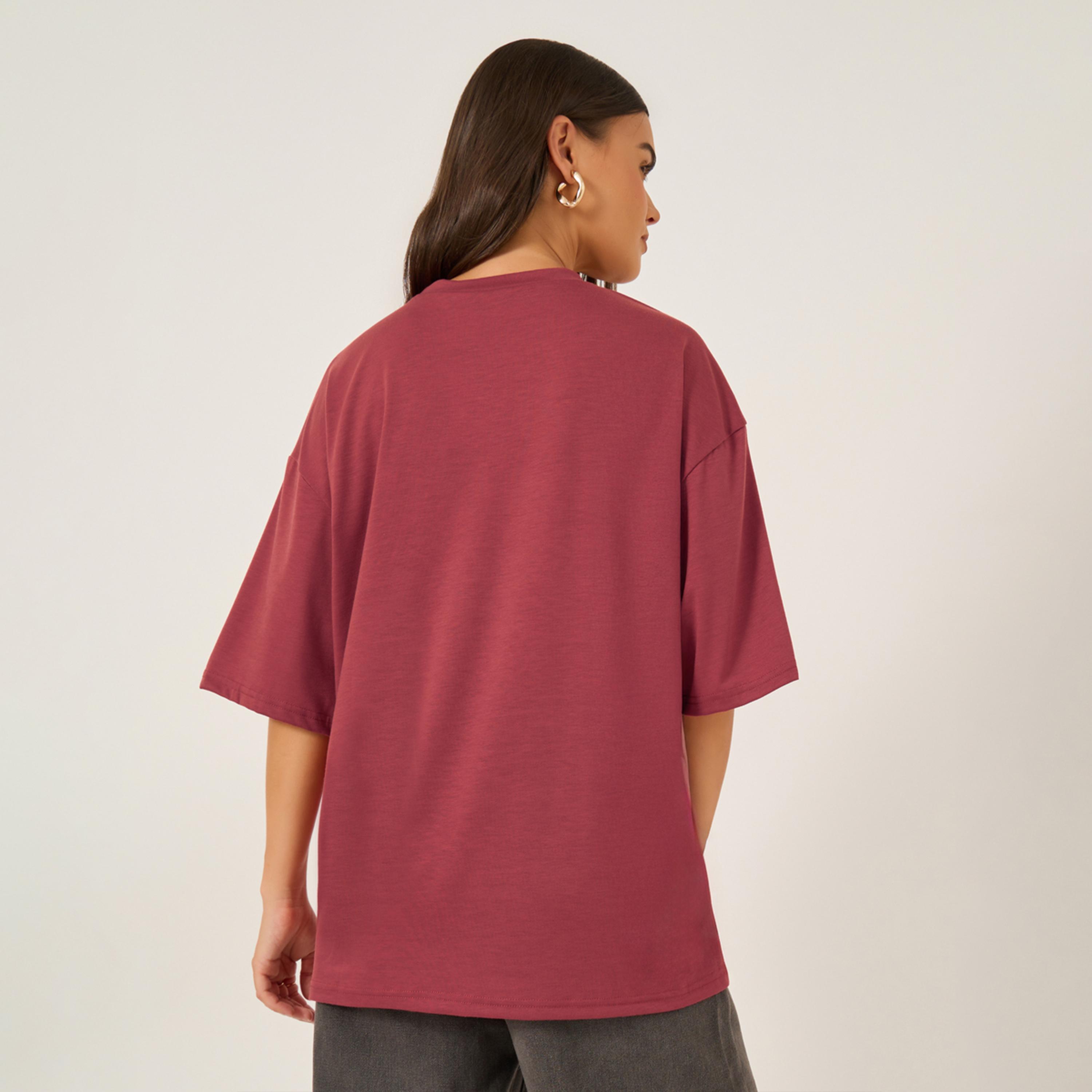 ستايلي - تي شيرت مطرز كبير الحجم بأكمام قصيرة-women-clothing-tshirts-image-5