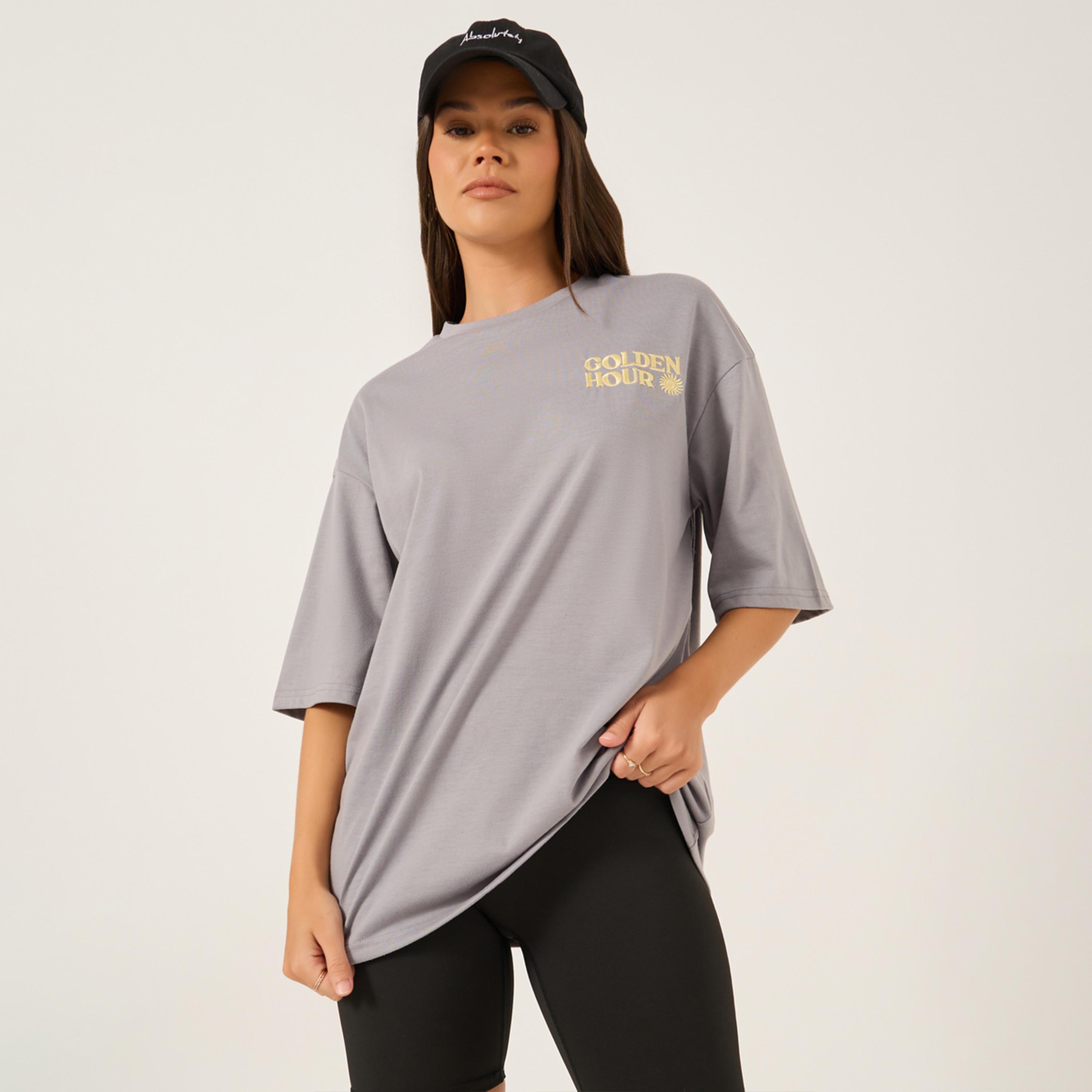 ستايلي - تي شيرت مطرز كبير الحجم بأكمام قصيرة-women-clothing-tshirts-image-3
