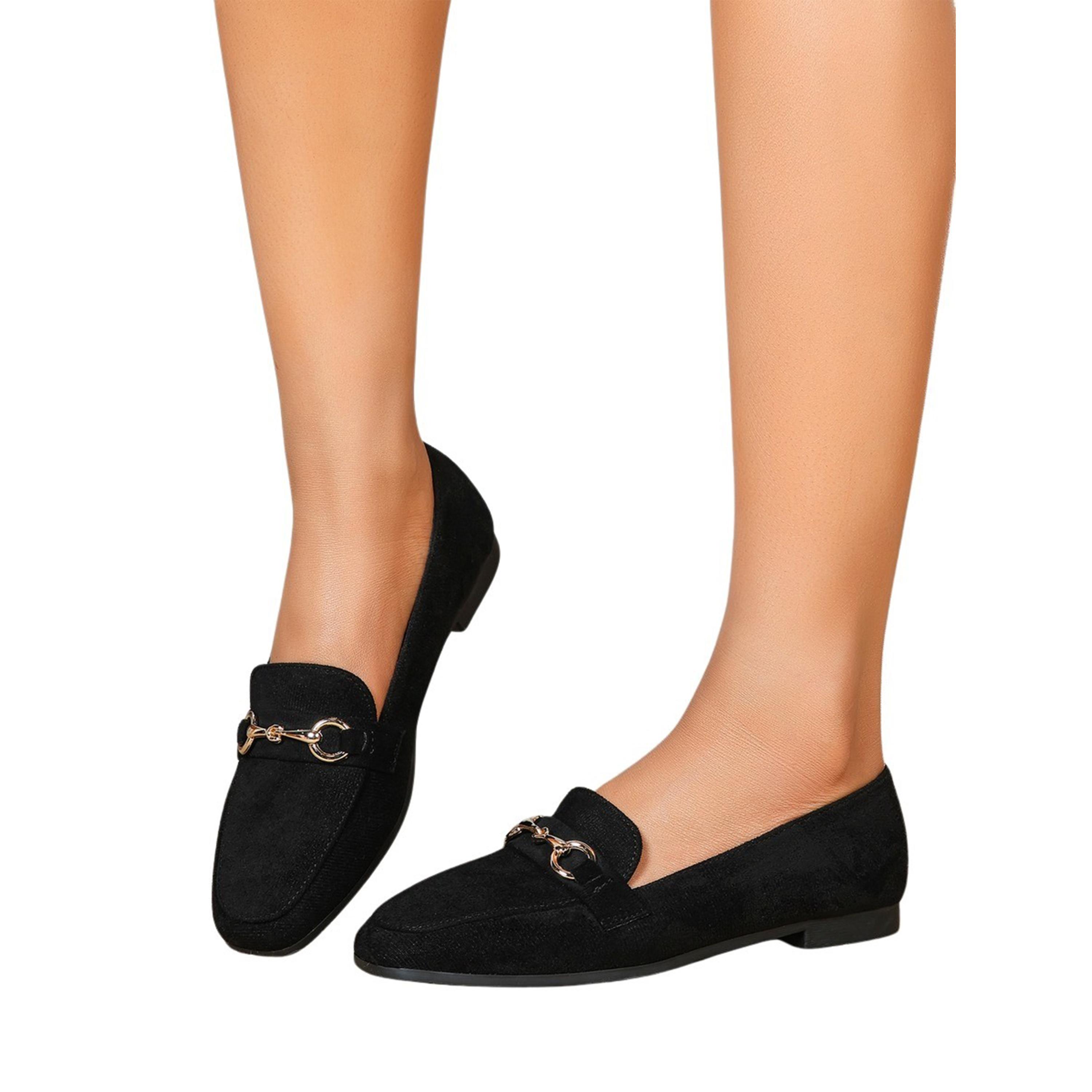 سنيك-أ-بيك × ستايلي - حذاء لوفر سهل الارتداء بتفاصيل مشبك-women-shoes-loafersandmoccasins-image-3