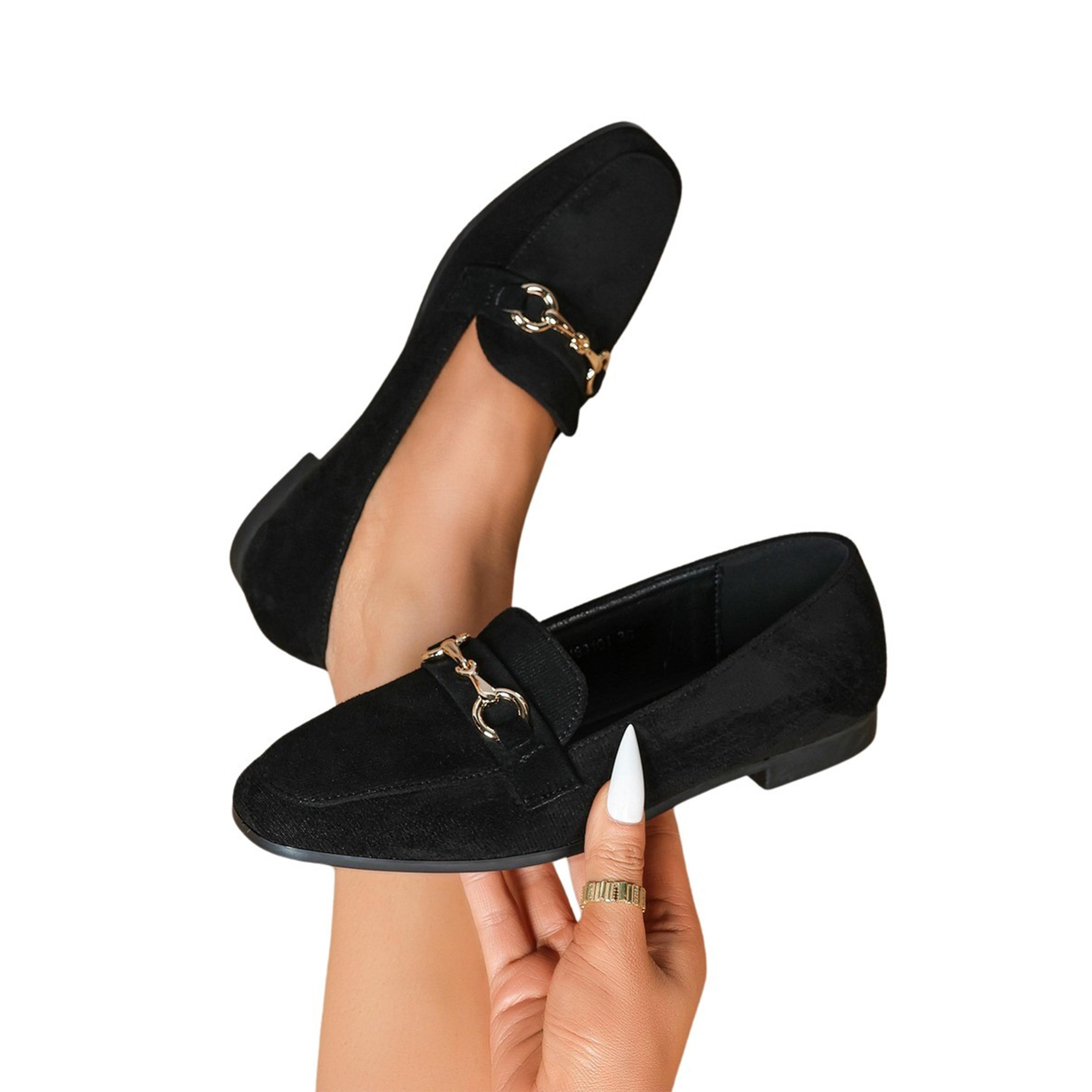 سنيك-أ-بيك × ستايلي - حذاء لوفر سهل الارتداء بتفاصيل مشبك-women-shoes-loafersandmoccasins-image-5