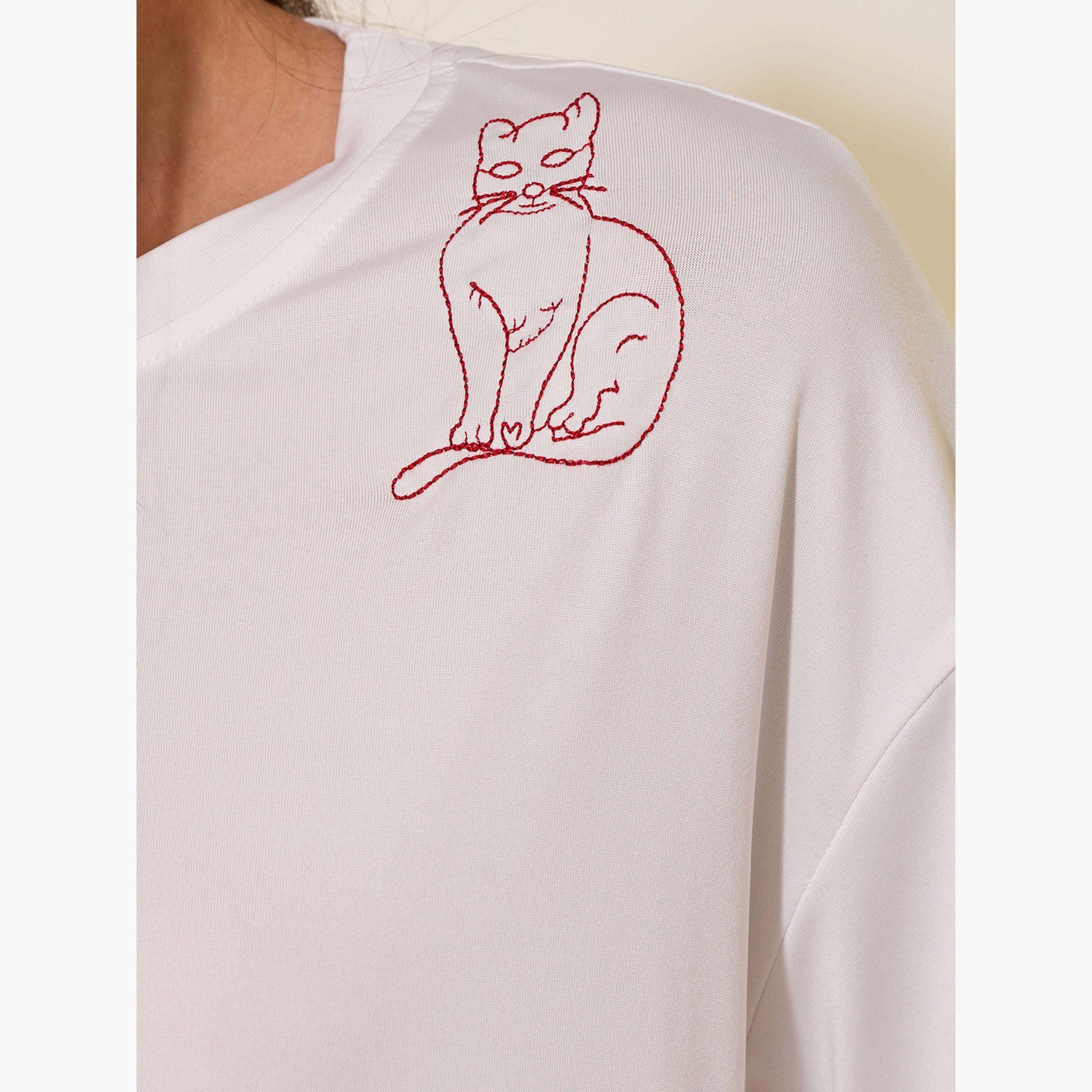 Styli Embroidered Detail Round Neck Oversized T-Shirt-women-clothing-tshirts-image-4