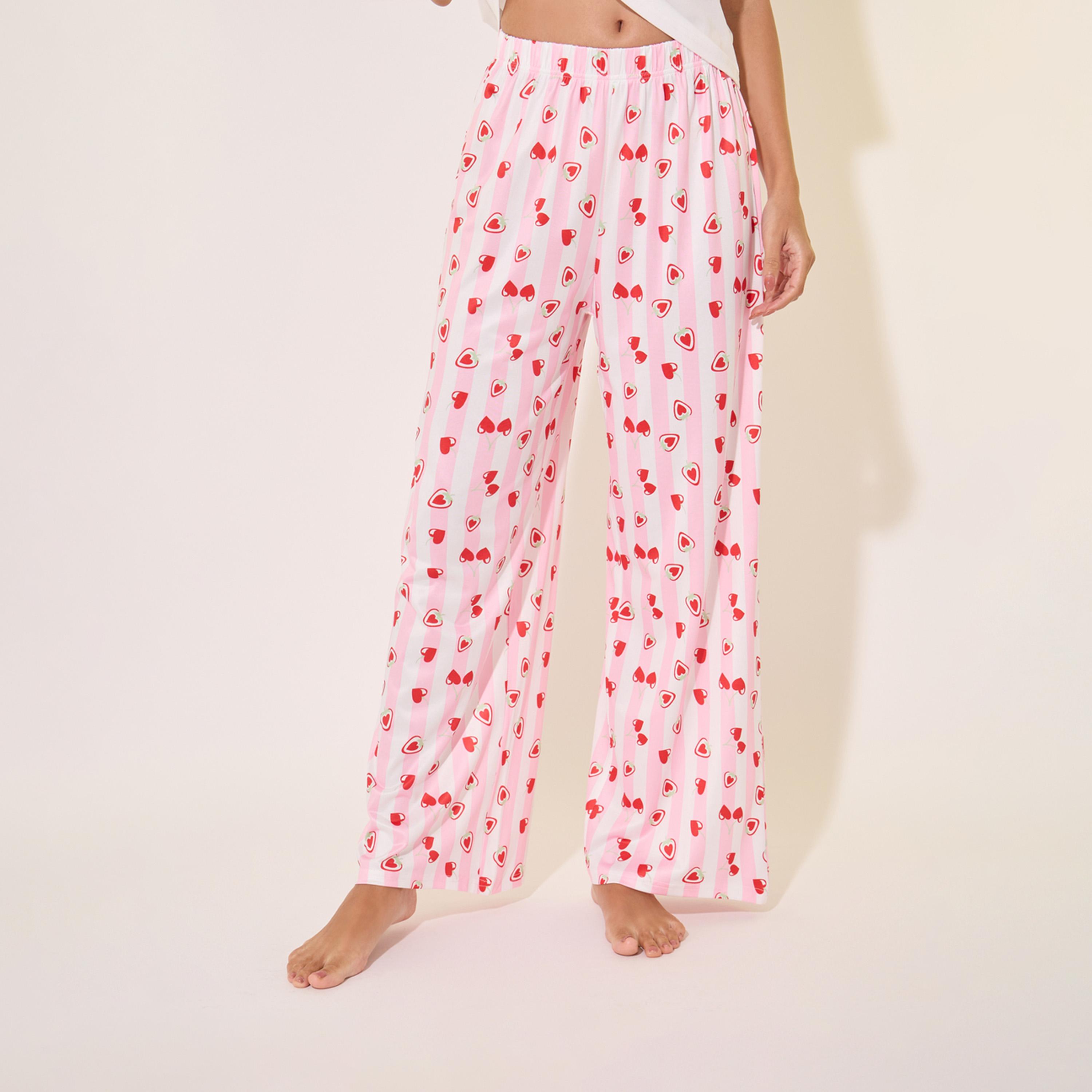 Styli Heart Print Regular Fit Tee And Pants-women-clothing-nightwear-pyjamas-longsets-image-6
