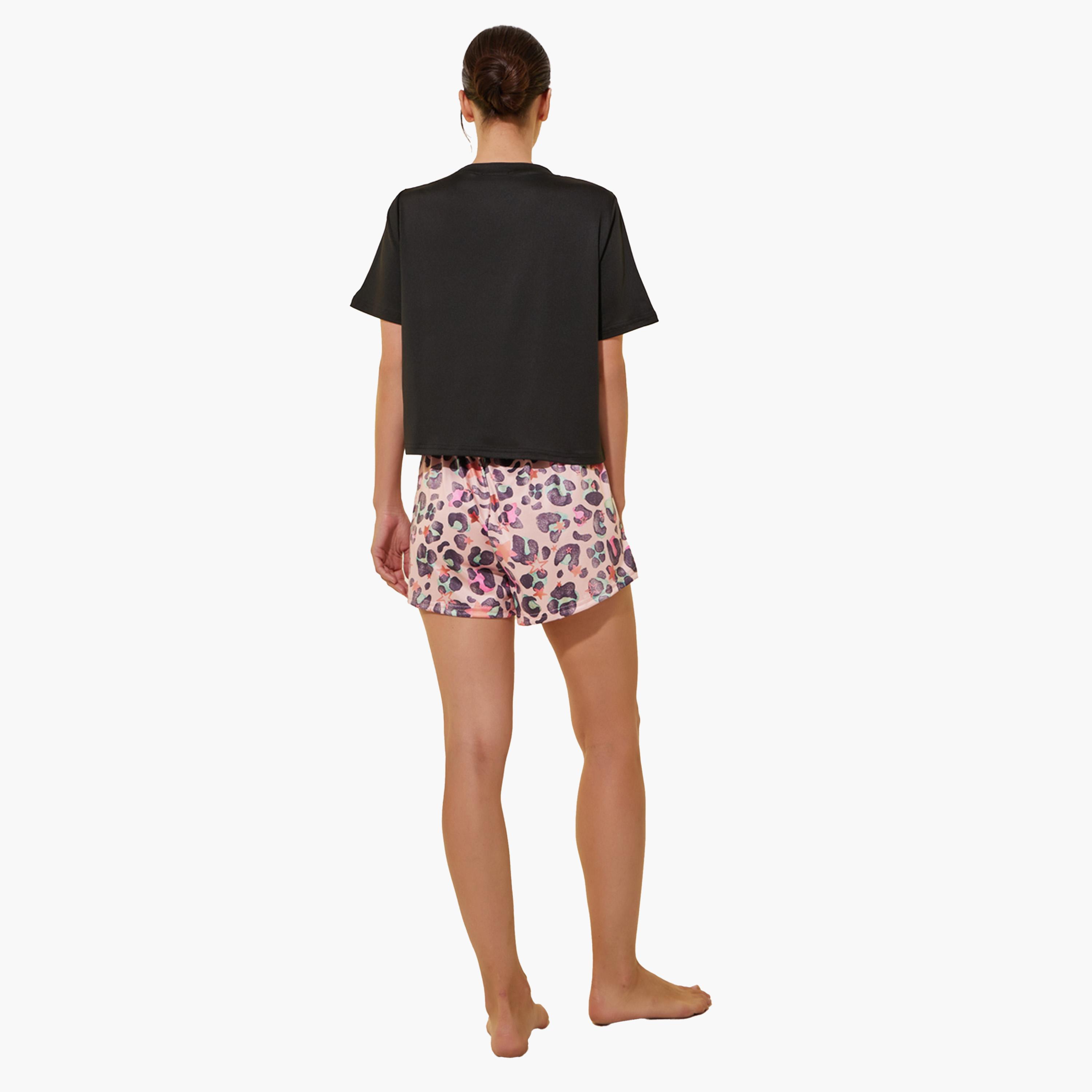 Styli Solid Short Sleeve T-Shirt and Printed Shorts-women-clothing-nightwear-pyjamas-shortsets-image-5