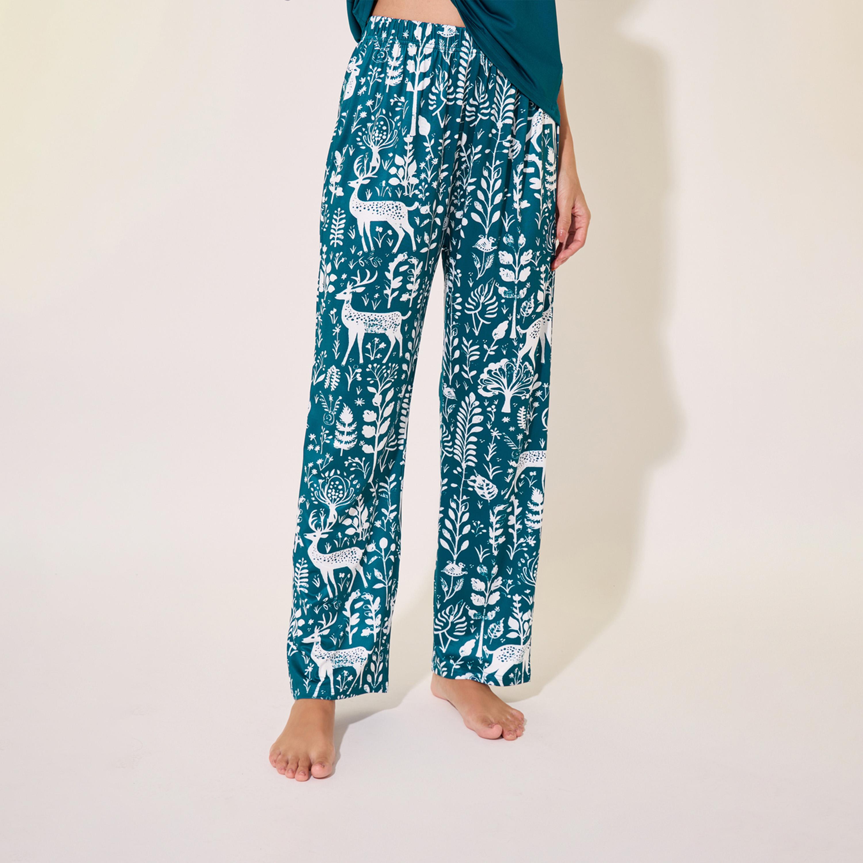 Styli V Neck Solid Tee And Printed Straight Leg Pants Pajama Sets-women-clothing-nightwear-pyjamas-longsets-image-6