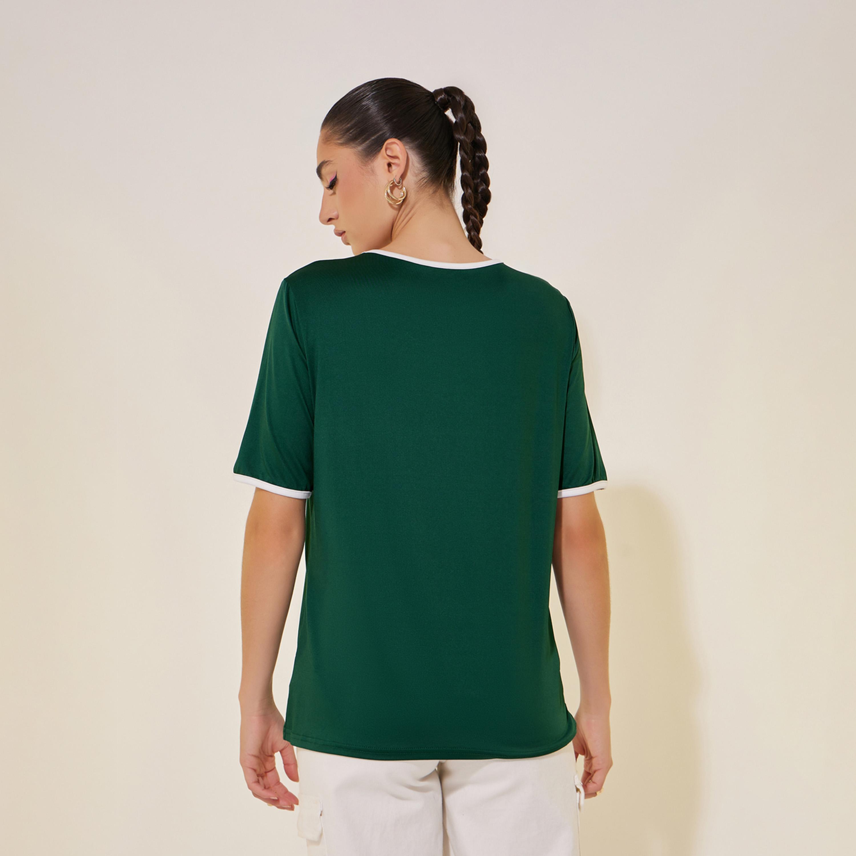 ستايلي - تي شيرت كبير الحجم بطبعة شعار بأكمام قصيرة-women-clothing-tshirts-image-5