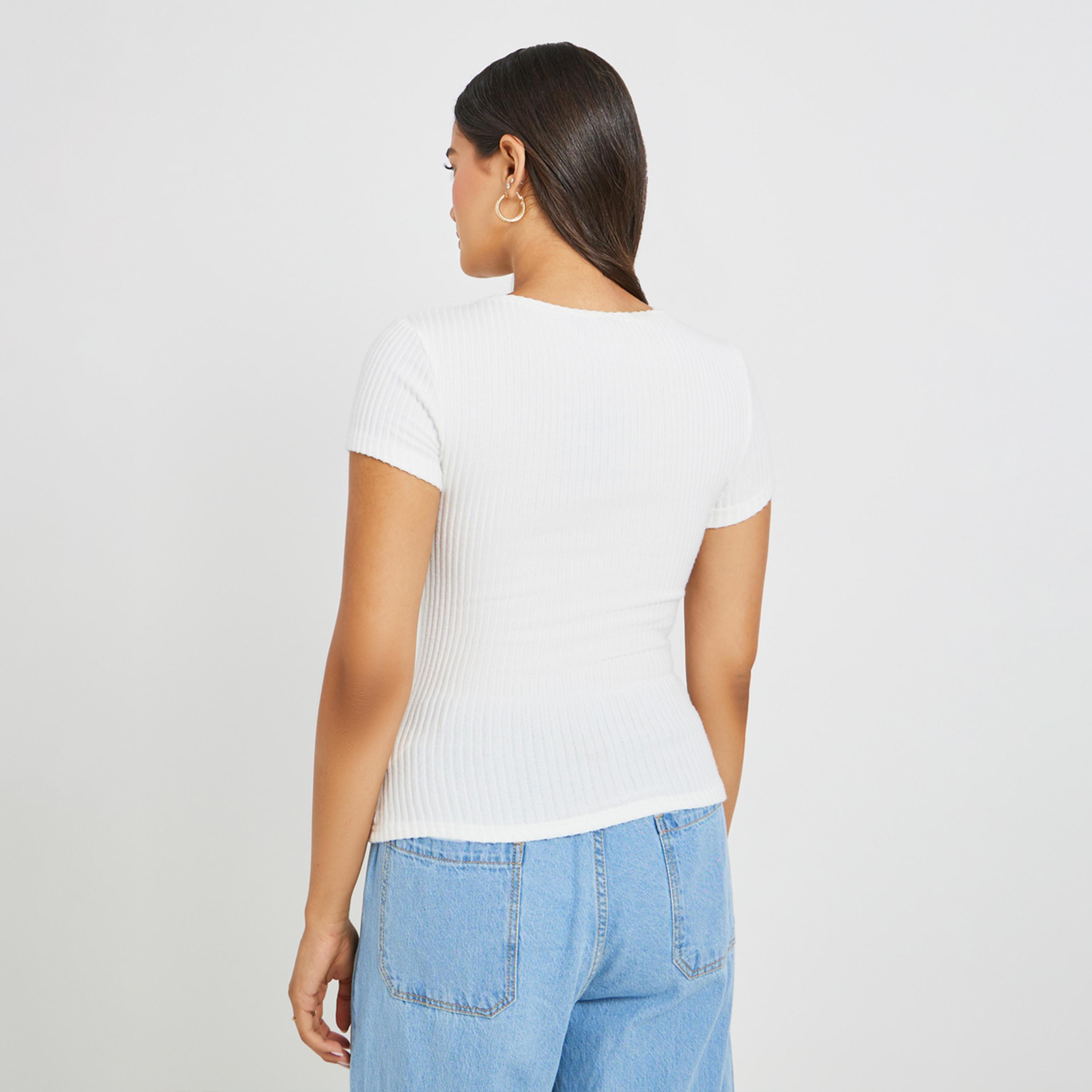 ستايلي - تي شيرت محبوك بأكمام قصيرة ومضلع-women-clothing-tshirts-image-5