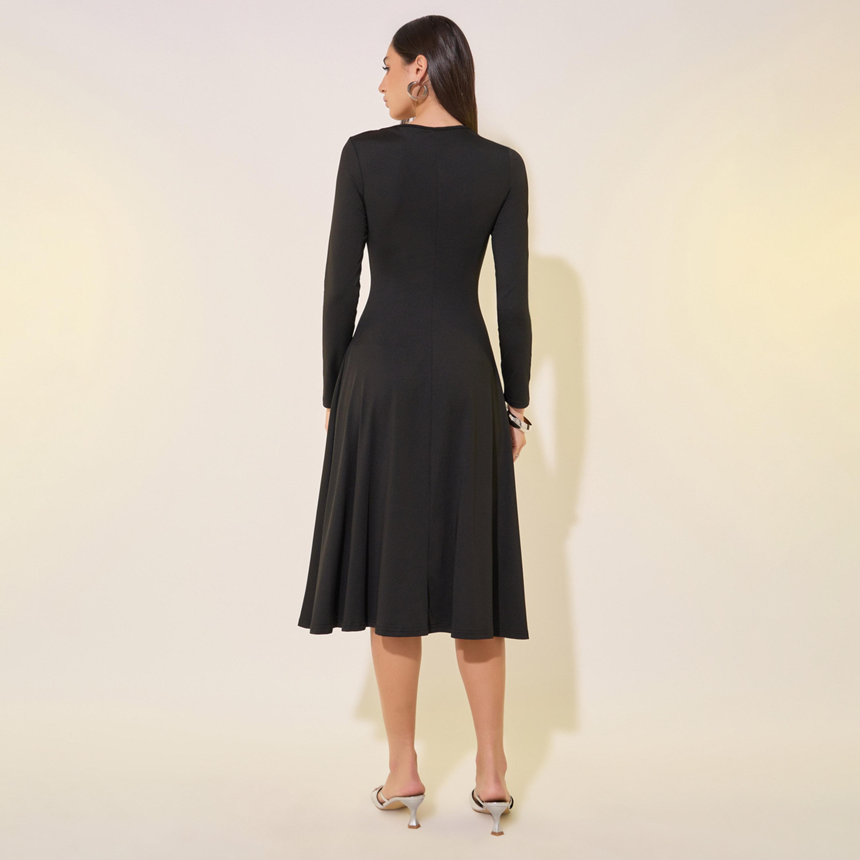 ستايلي - فستان سادة متوسط الطول برقبة مربعة وتفاصيل سلسلة وقصة A-women-clothing-dresses-image-5