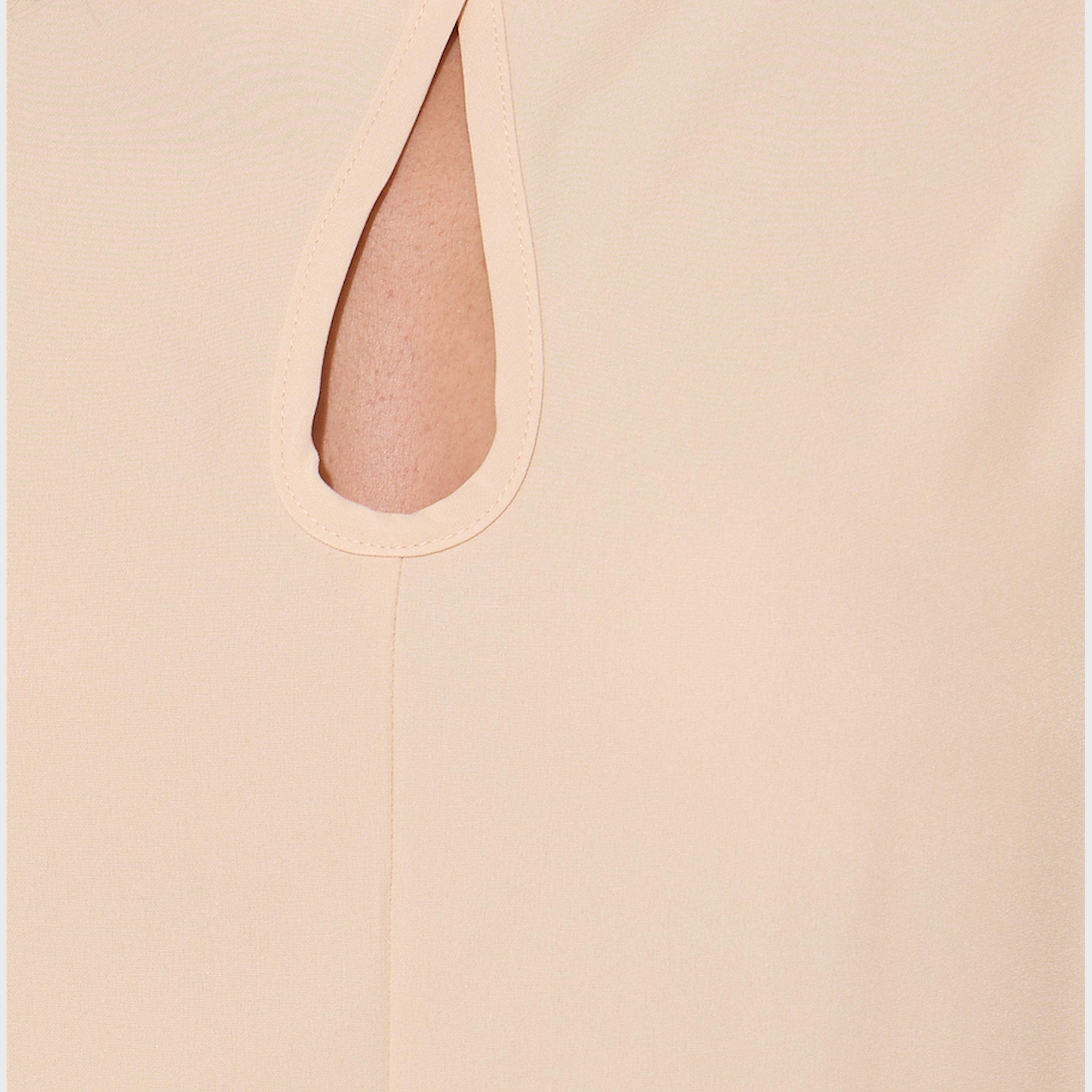 فستان طويل وسادة بتفاصيل كسرات مع شق جانبي-women-clothing-dresses-image-4
