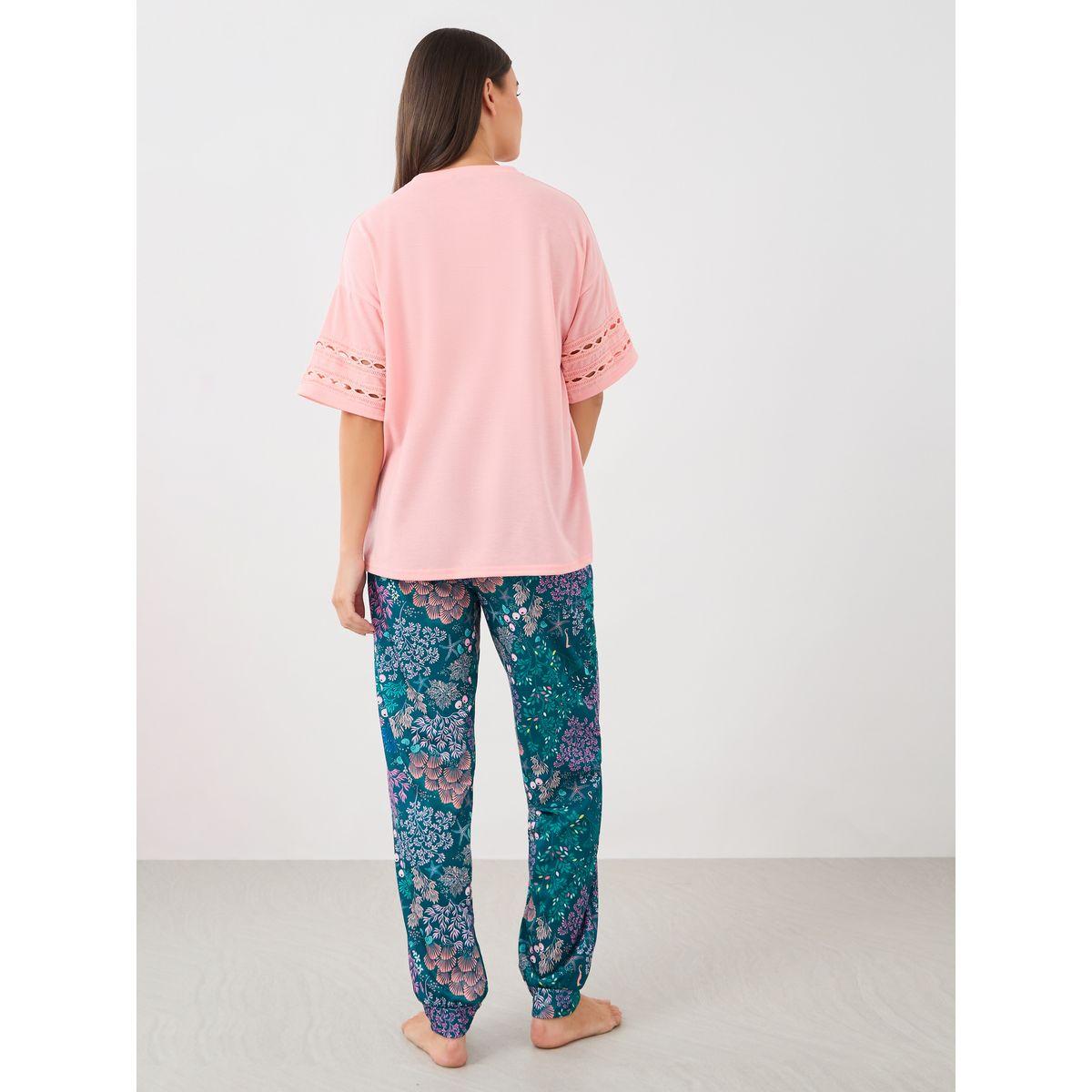Styli Lace Insert Round Neck T-Shirt and Pyjama Set-women-clothing-nightwear-pyjamas-longsets-image-6
