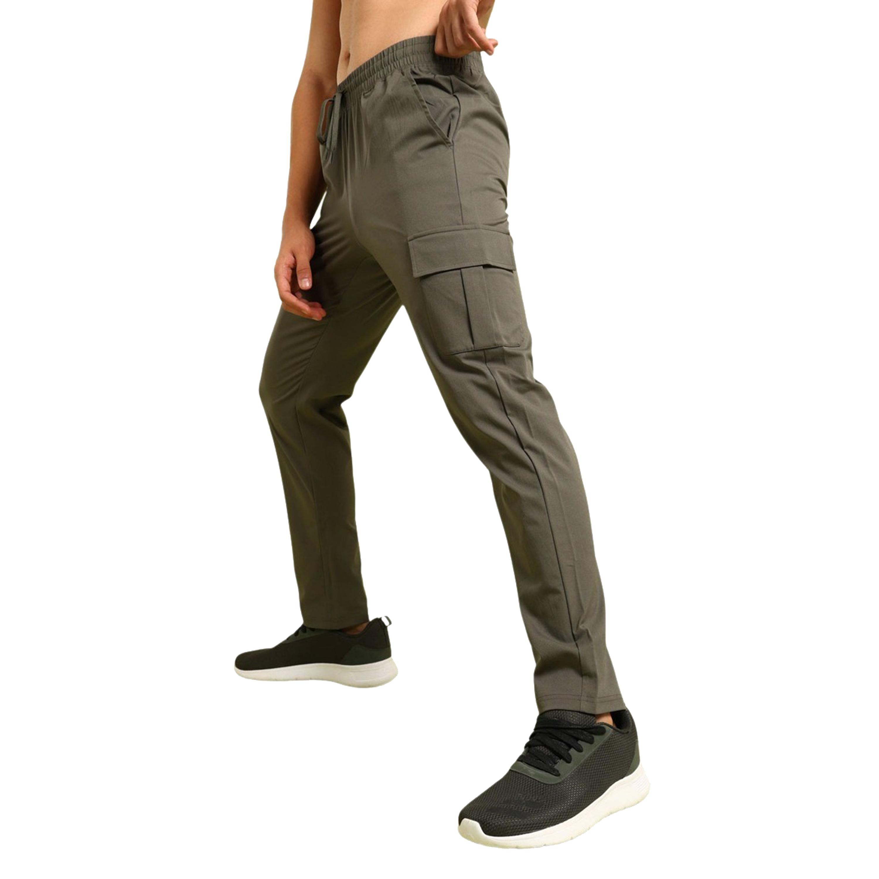 تكنوسبورت × ستايلي - بنطال كارغو رجالي بقصّة ضيقة وقماش تي اس فليكسي-men-clothing-sportswearandactivewear-bottoms-joggers-image-2