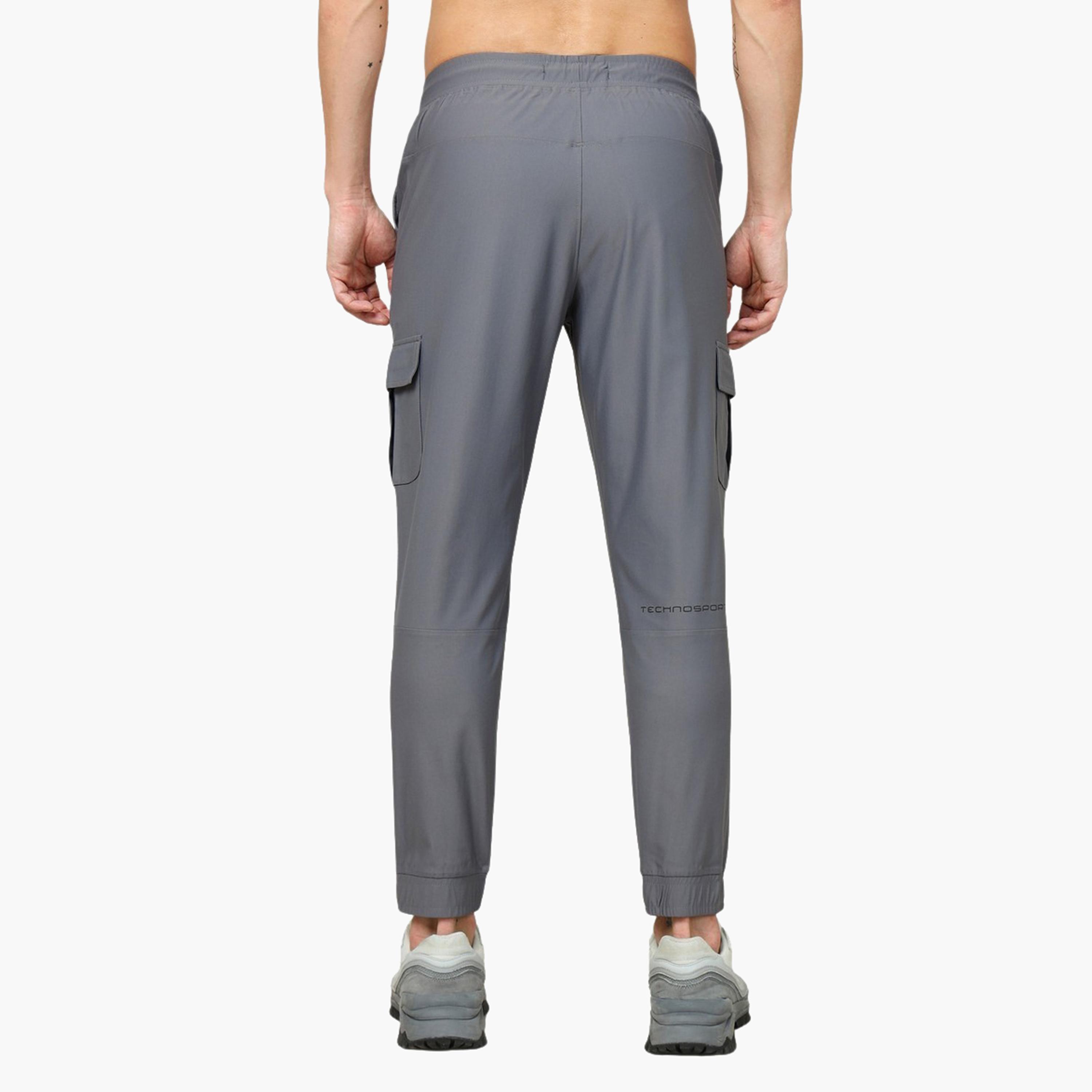 تكنوسبورت × ستايلي - بنطال كارغو رجالي بقصّة ضيقة وقماش ديوراكول بلس-men-clothing-sportswearandactivewear-bottoms-joggers-image-3