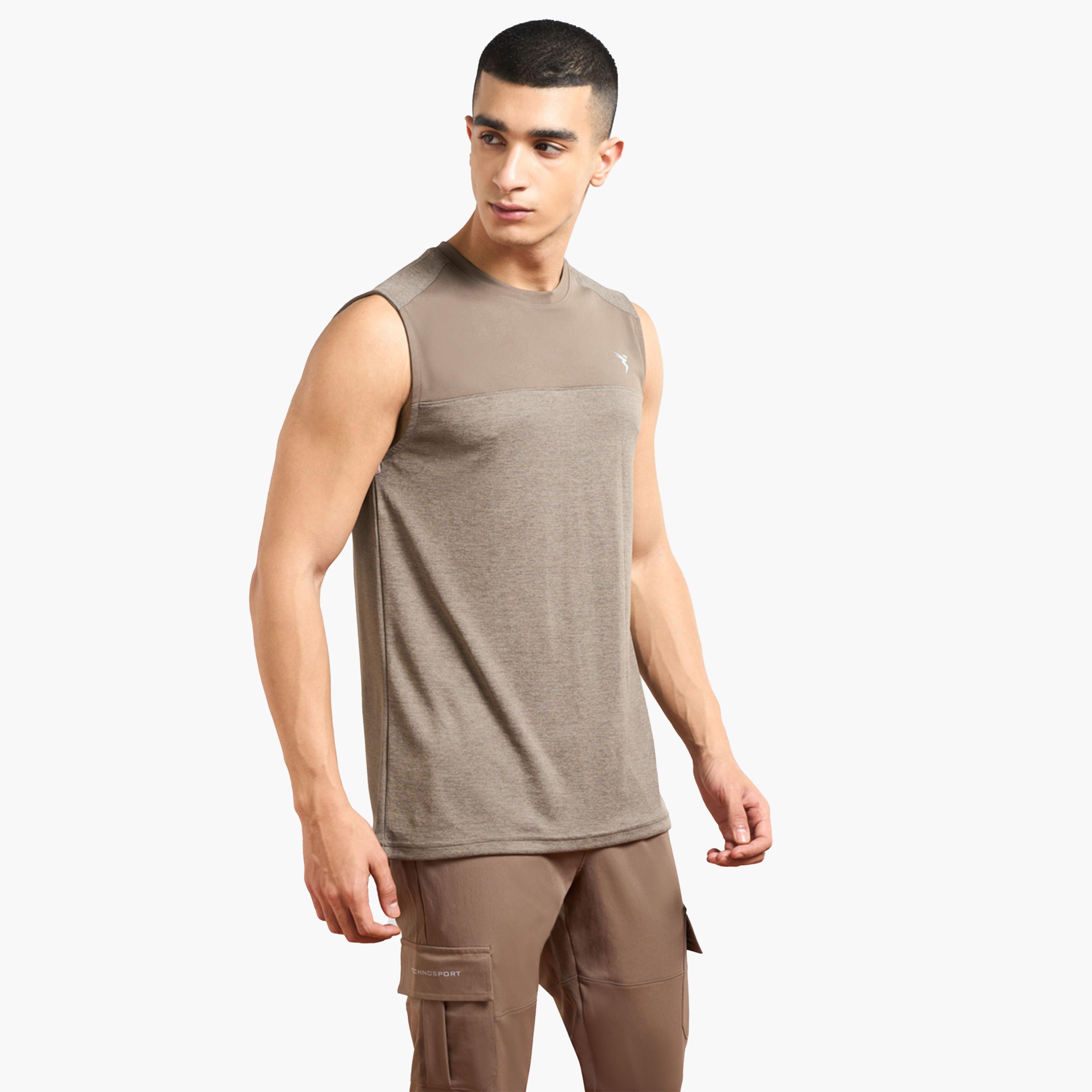 تيكنو سبورت × ستايلي-  تي شيرت رجالي سادة قصّة سليم مع طباعة شعار-men-clothing-sportswearandactivewear-tshirtsandpolos-image-2
