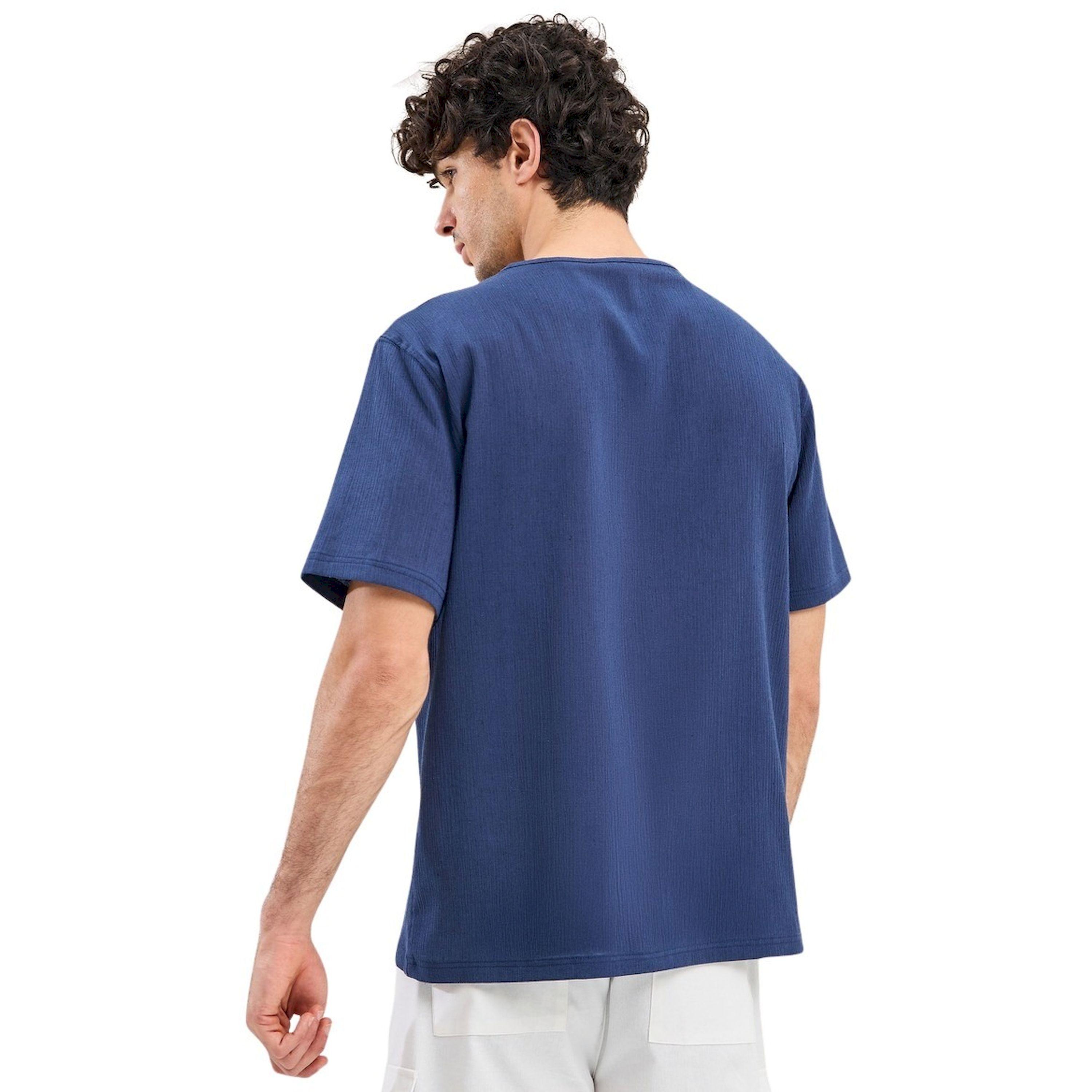 Styli Oversized Plain V Neck T-Shirt-men-clothing-tshirtsandpolos-tshirts-image-4