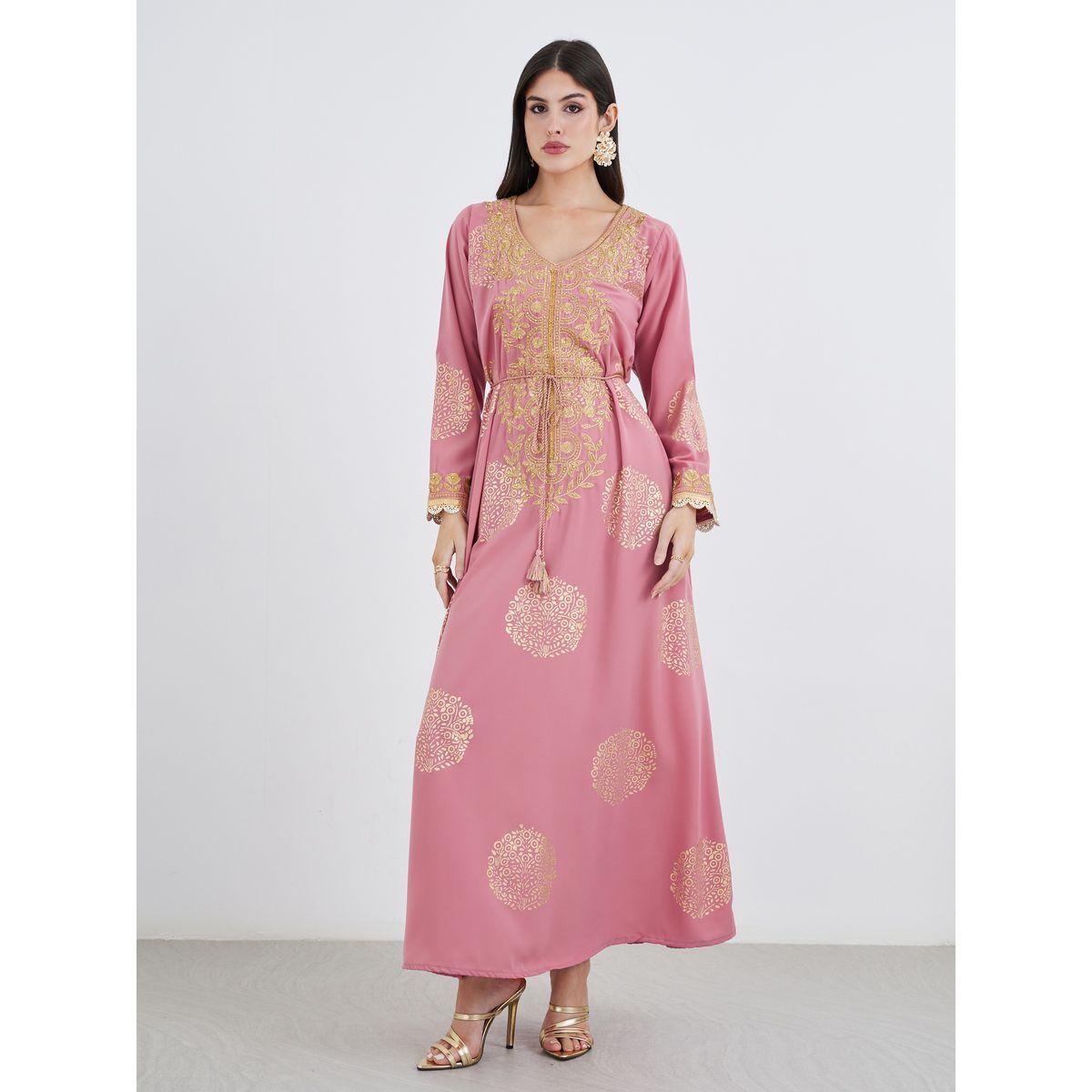 جلابية بطبعة فويل وتفاصيل مُطرّزة مع دانتيل-women-arabicclothing-jalabiyas-image-2