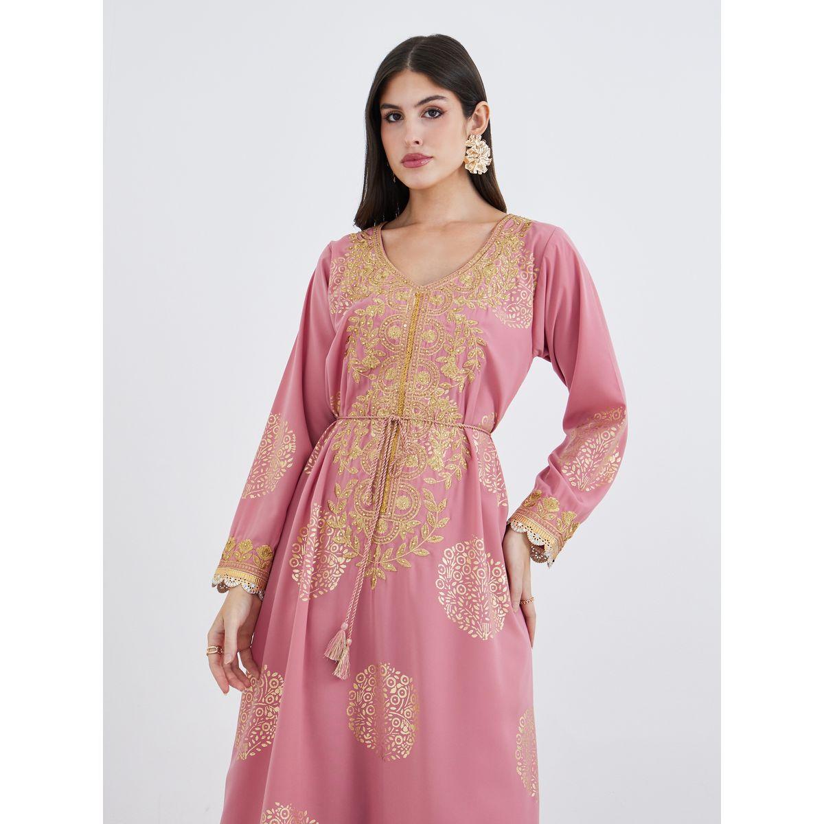 جلابية بطبعة فويل وتفاصيل مُطرّزة مع دانتيل-women-arabicclothing-jalabiyas-image-3