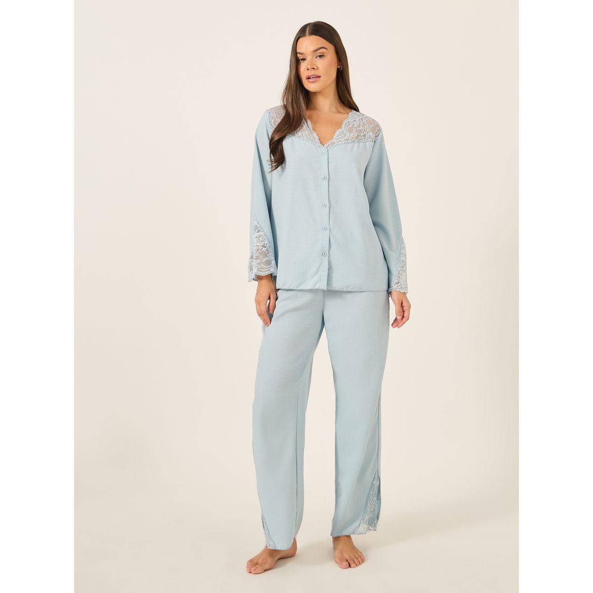 طقم بيجاما من بنطال وبلوزة بتفاصيل دانتيل-women-clothing-nightwear-pyjamas-longsets-image-2