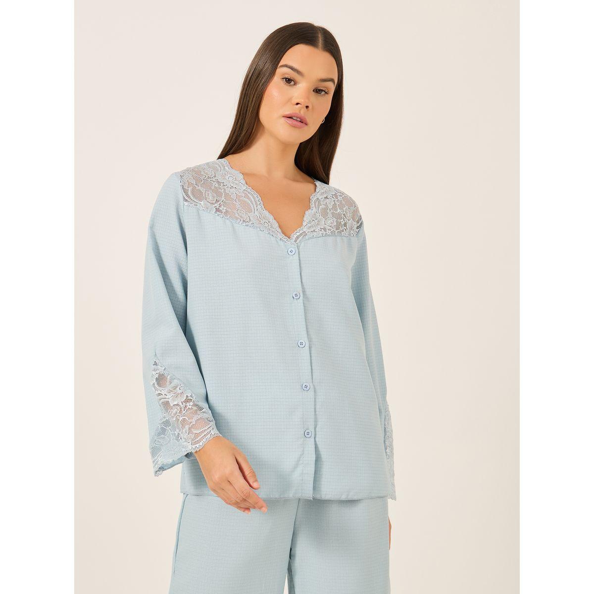 طقم بيجاما من بنطال وبلوزة بتفاصيل دانتيل-women-clothing-nightwear-pyjamas-longsets-image-3