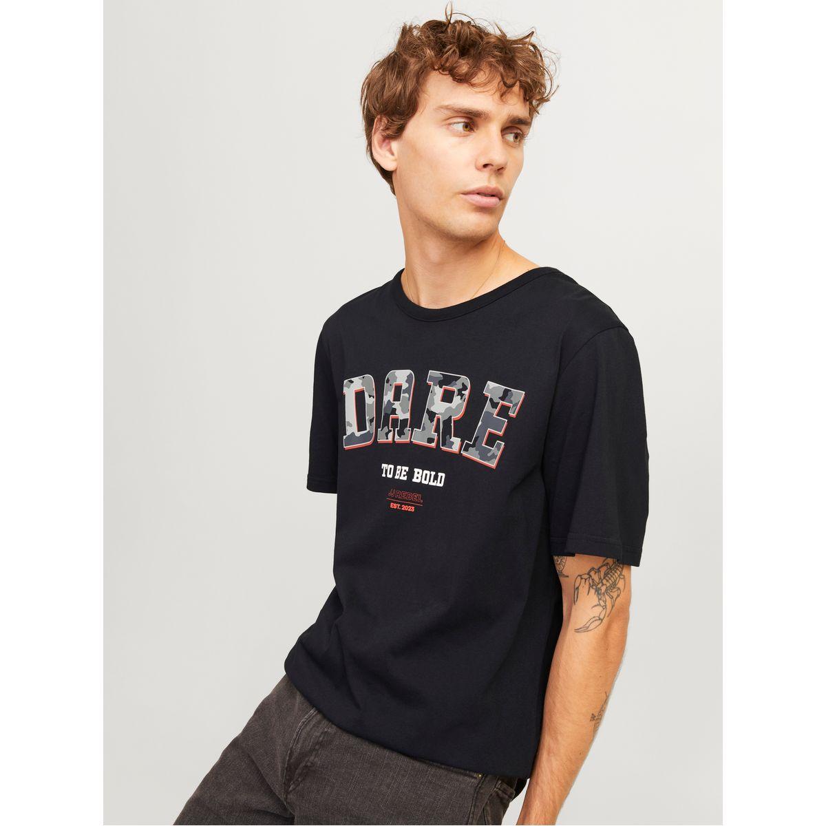 تيشيرت بطبعة جرافيك وتفاصيل كاموفلاج-men-clothing-tshirtsandpolos-tshirts-image-1