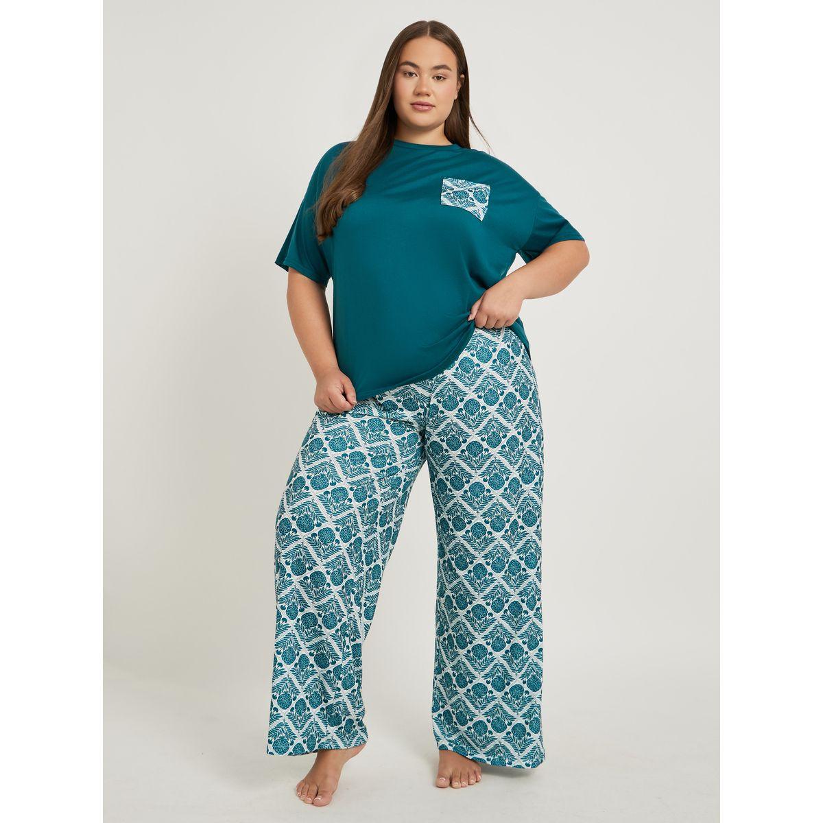 Styli Plus Size Round Neck T-Shirt and Pyjama Set-women-clothing-nightwear-pyjamas-longsets-image-1