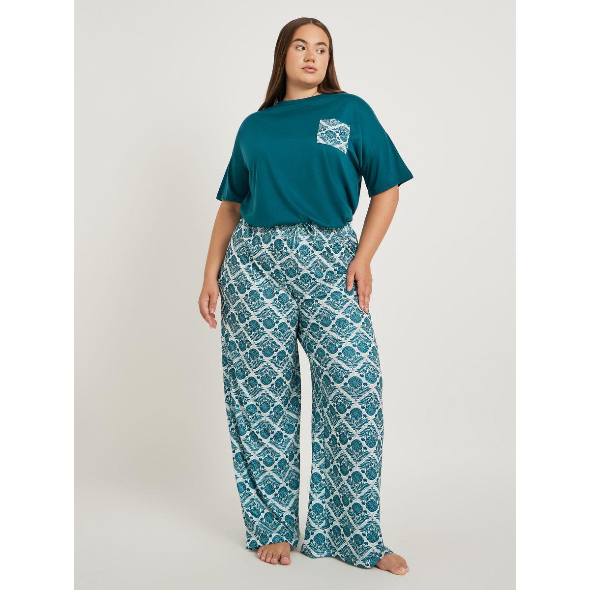 Styli Plus Size Round Neck T-Shirt and Pyjama Set-women-clothing-nightwear-pyjamas-longsets-image-2