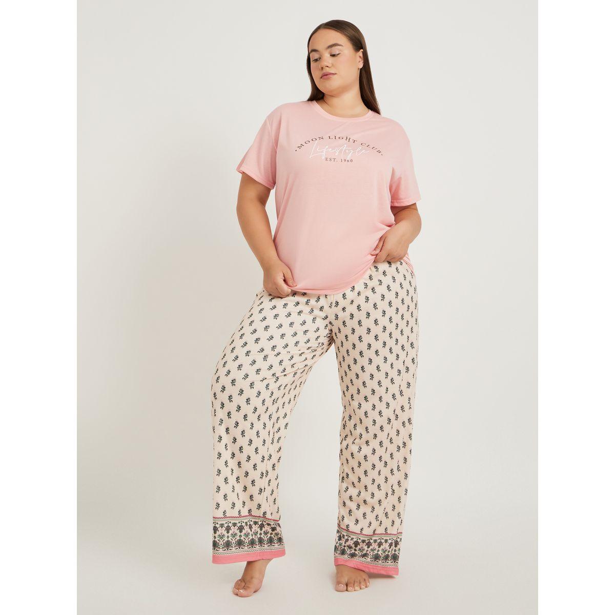 Styli Slogan Print Dropped Shoulder T-Shirt and All-Over Print Pyjama Set-women-clothing-nightwear-pyjamas-longsets-image-2