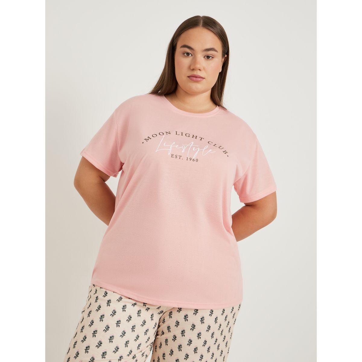 Styli Slogan Print Dropped Shoulder T-Shirt and All-Over Print Pyjama Set-women-clothing-nightwear-pyjamas-longsets-image-4
