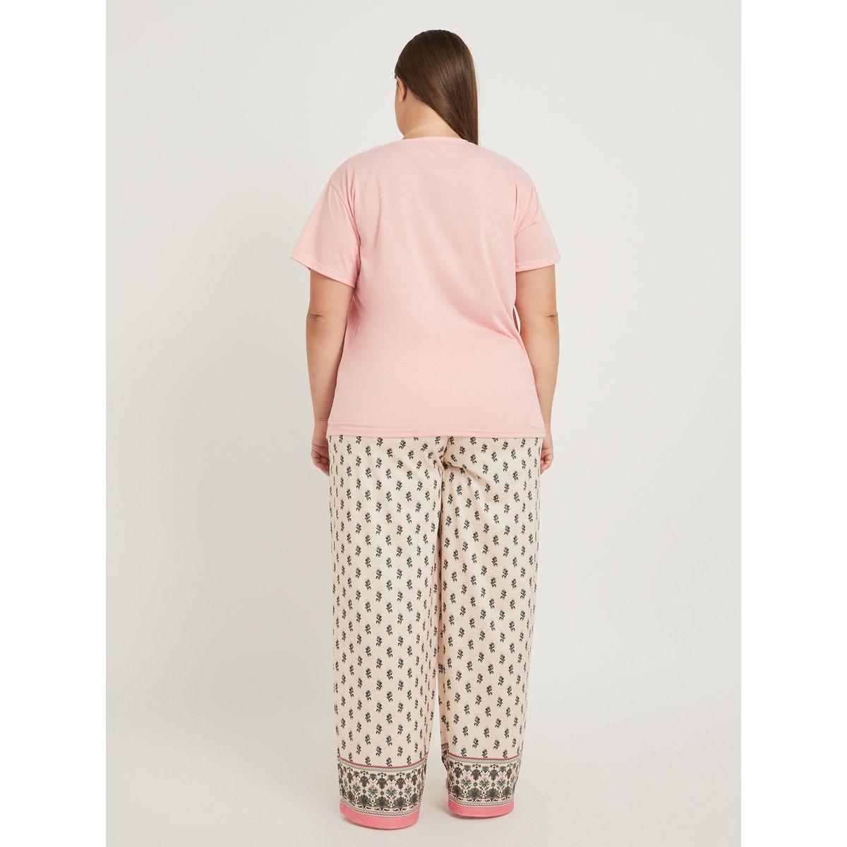 Styli Slogan Print Dropped Shoulder T-Shirt and All-Over Print Pyjama Set-women-clothing-nightwear-pyjamas-longsets-image-6