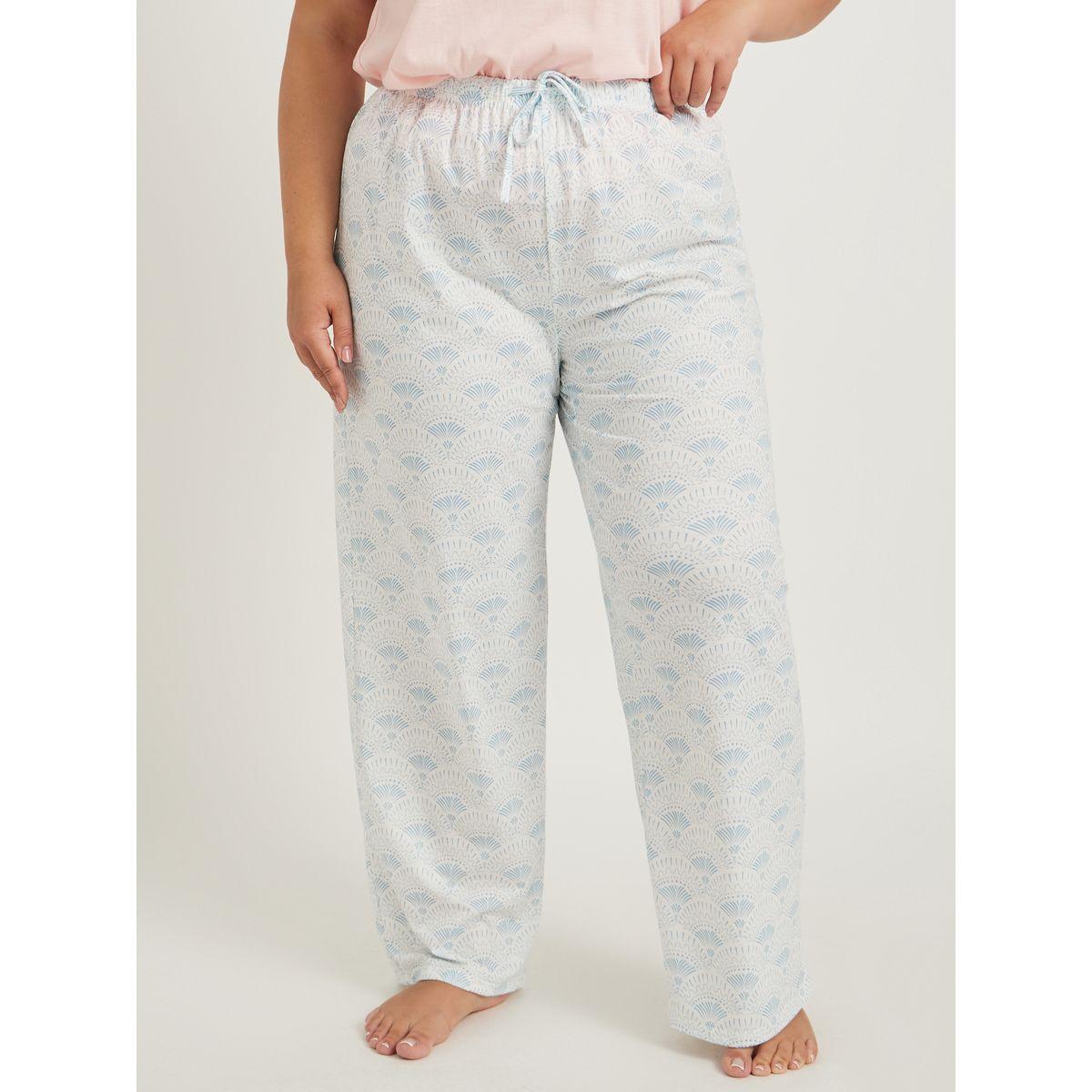 Styli Plus Size Slogan Print Ruffle Hem T-Shirt and Pyjama Set-women-clothing-nightwear-pyjamas-longsets-image-5