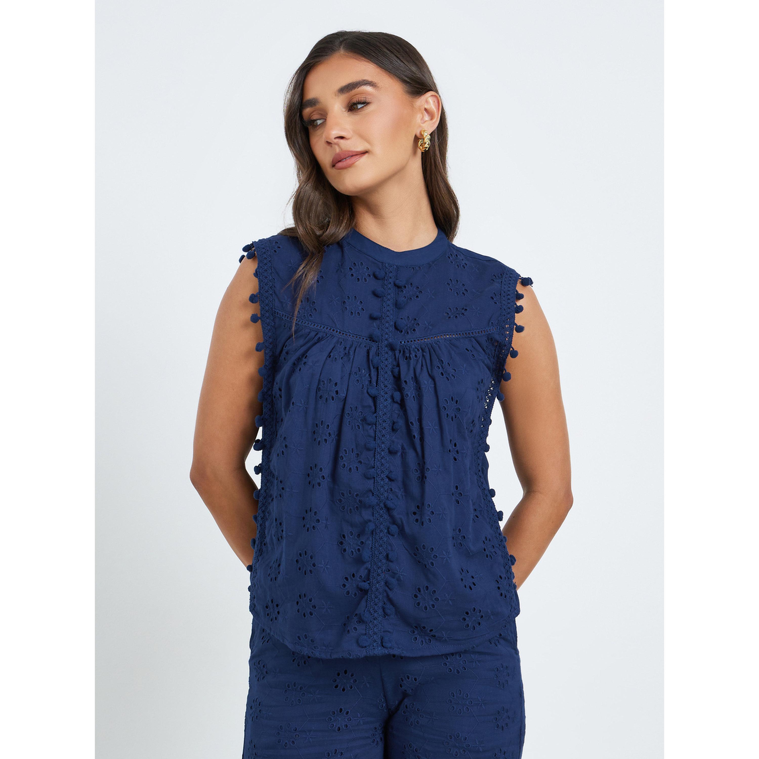 مجموعة نسائية بنمط توب وبنطال بأرجل واسعة-women-clothing-coordsets-image-3