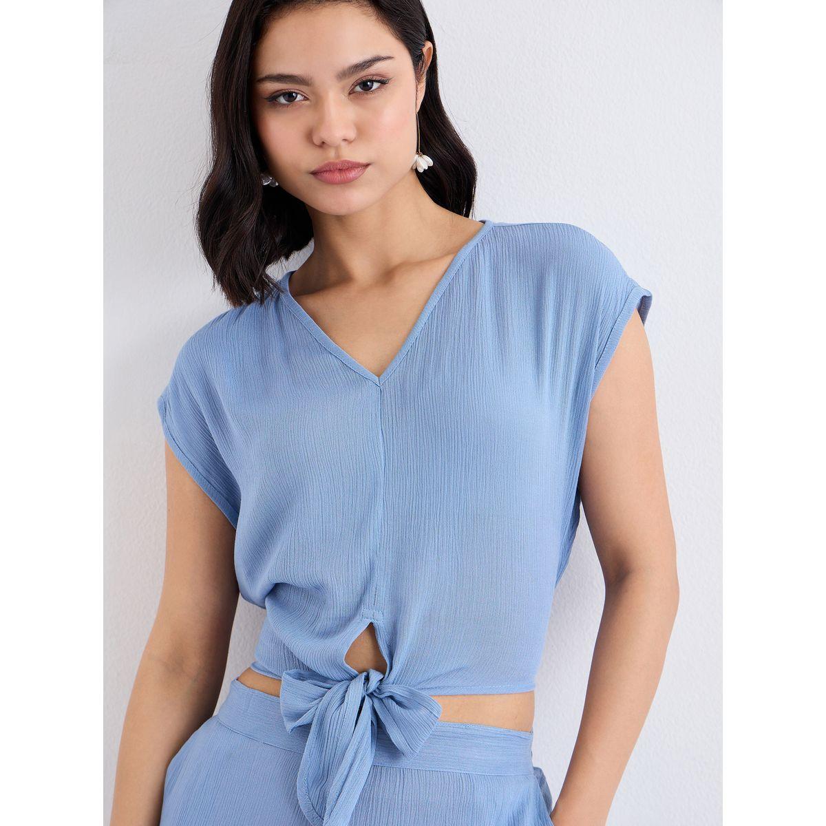 طقم منسق من بنطال وبلوزة بقصة قصيرة مع تفاصيل عُقدة-women-clothing-coordsets-image-3